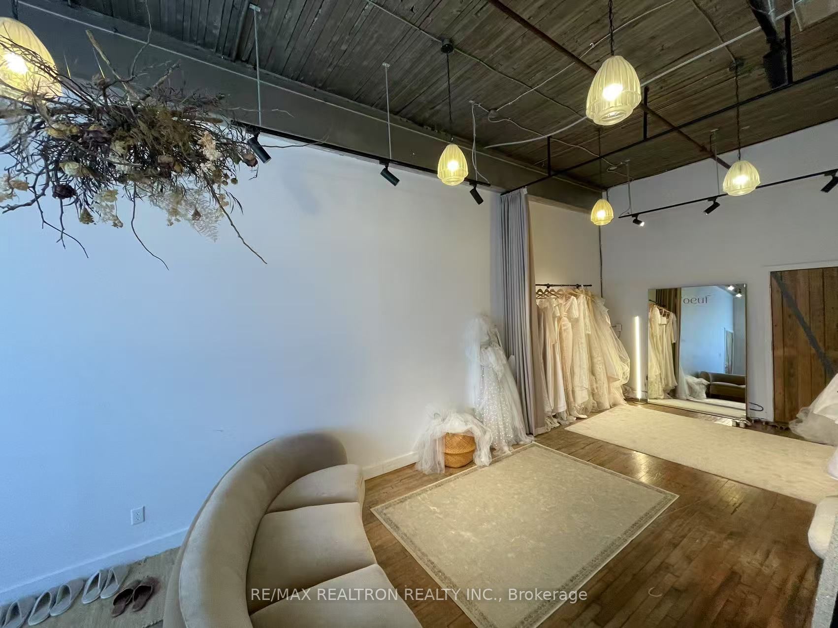 777 Richmond Street W 2021 Property Photo 5
