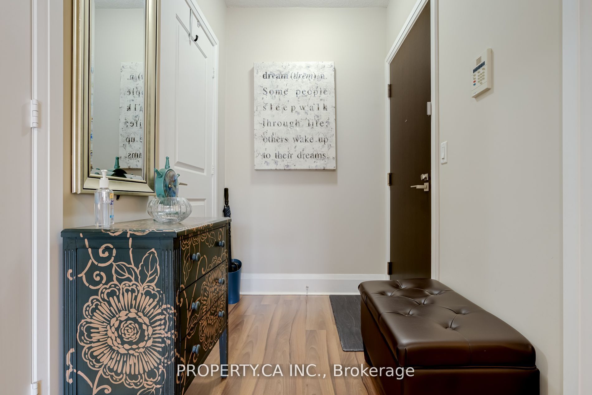 #205 - 100 Harrison Gardens Property Photo 5