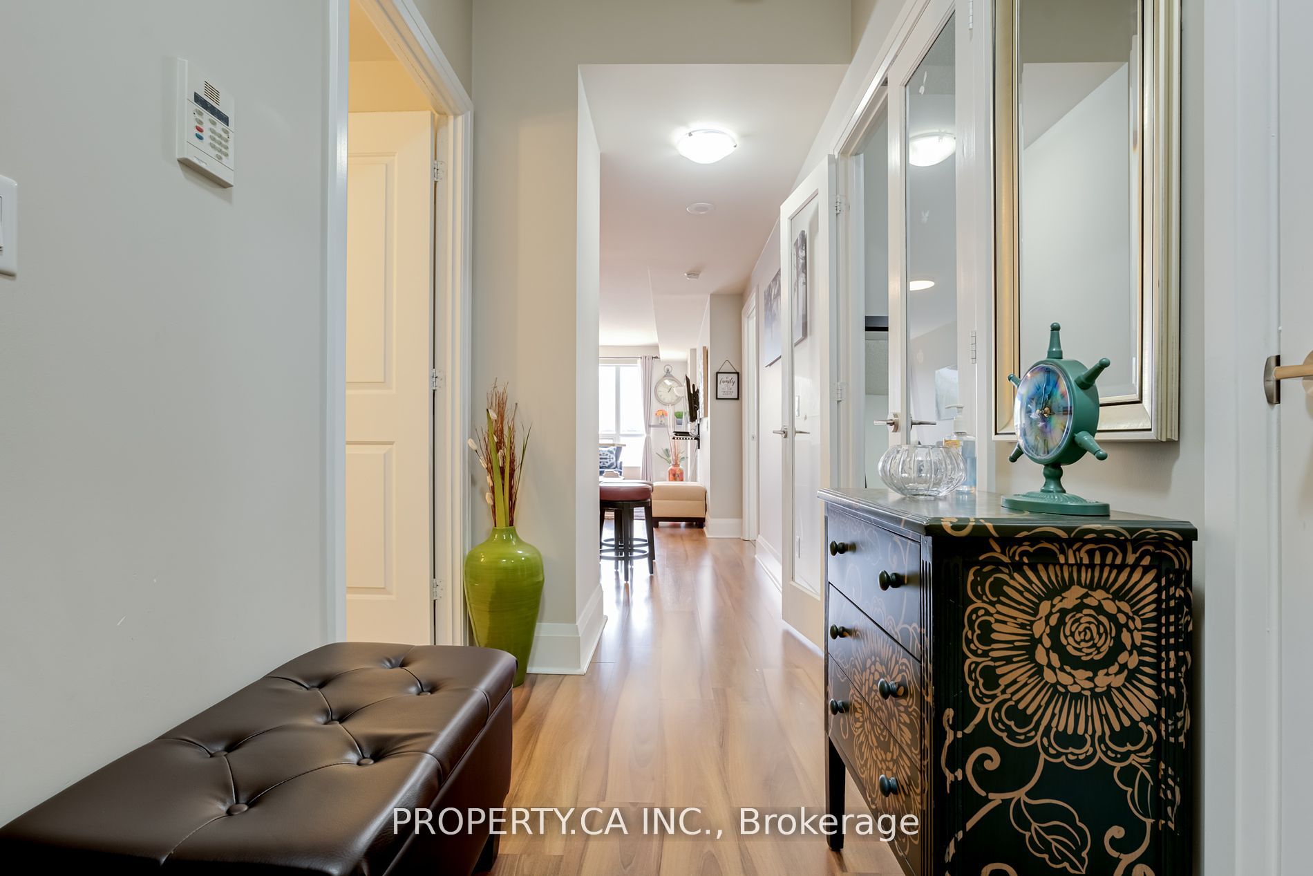 #205 - 100 Harrison Gardens Property Photo 6