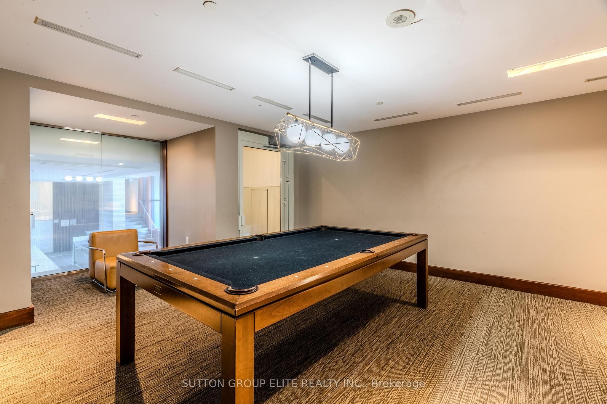 8 Telegram Mews 910 Property Photo 7