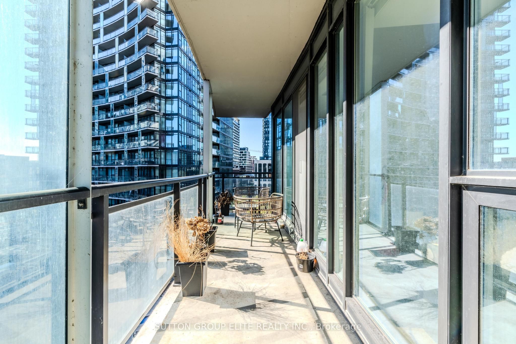 8 Telegram Mews 910 Property Photo 36