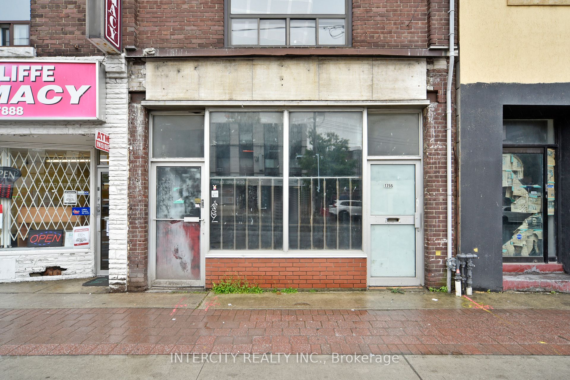1747 - 1757 Eglinton Avenue W Property Photo 6