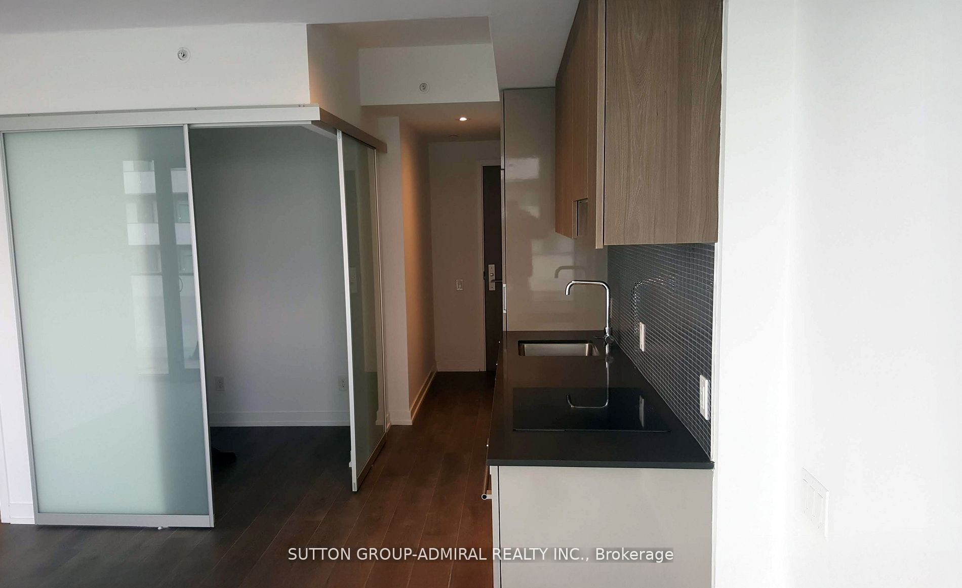 #3505 - 161 Roehampton Avenue Property Photo 6