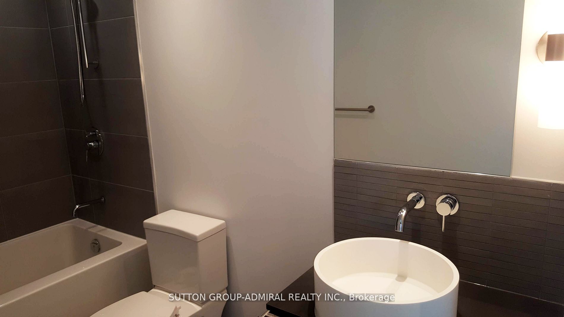 #3505 - 161 Roehampton Avenue Property Photo 9