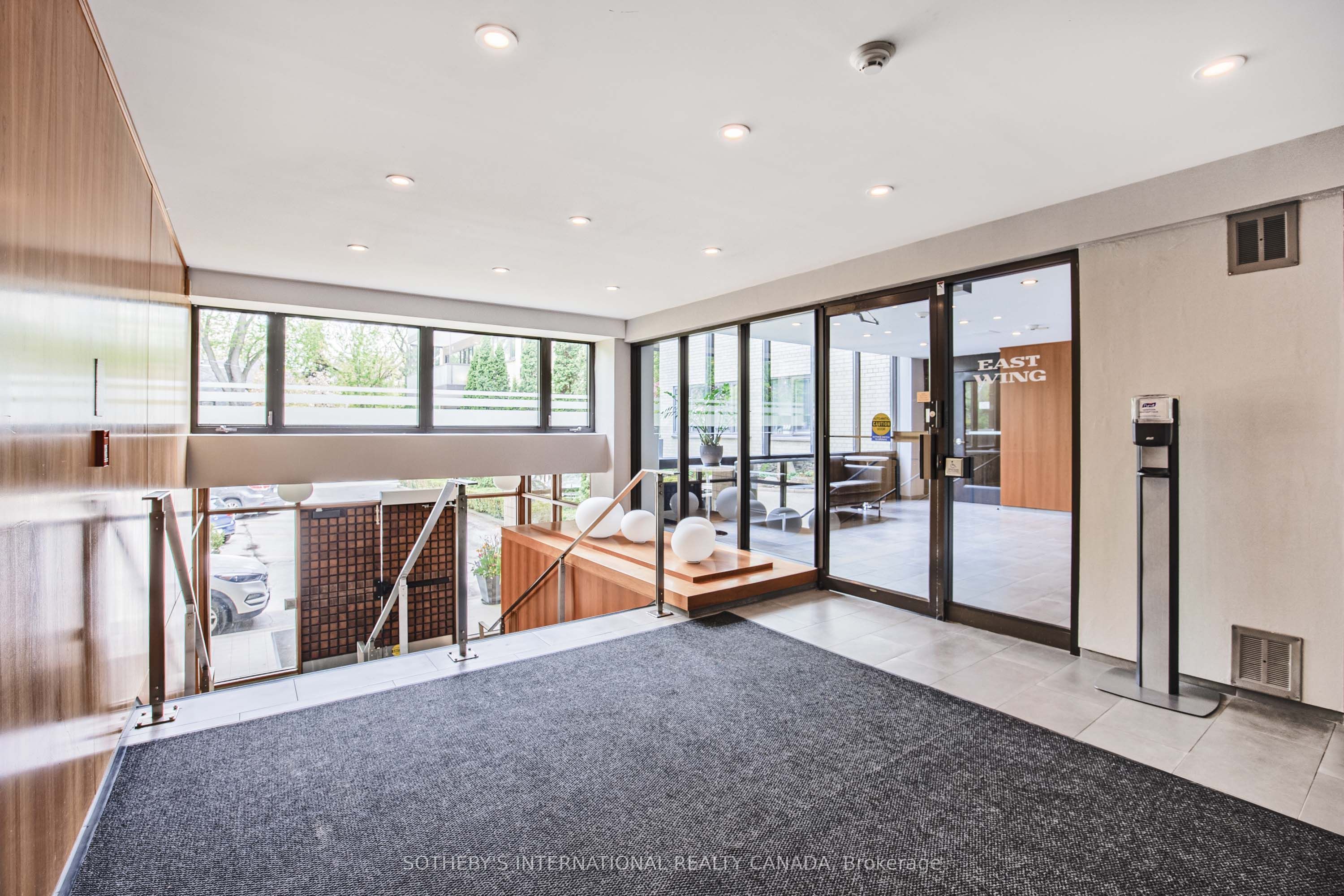 #615 - 16 Rosedale Road Property Photo 2