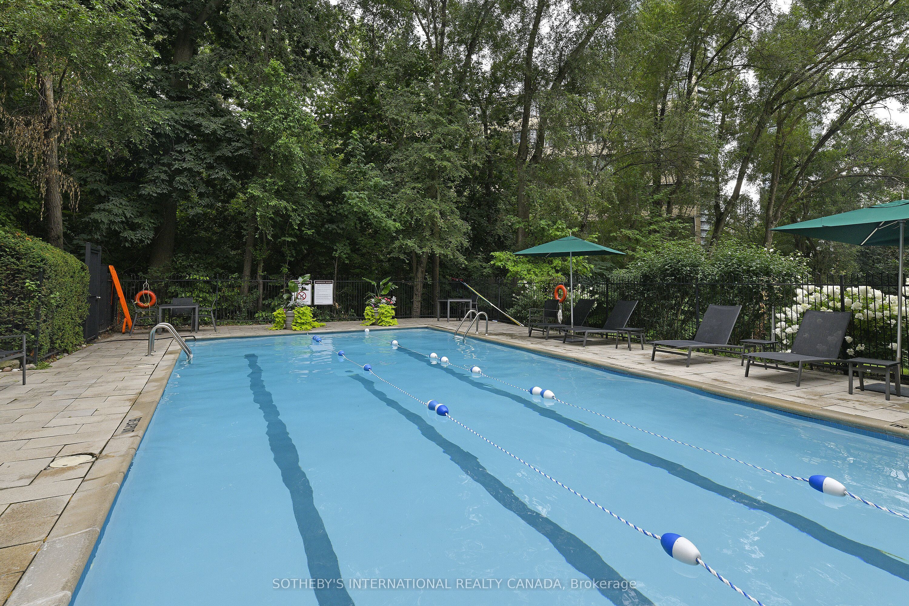 #615 - 16 Rosedale Road Property Photo 30