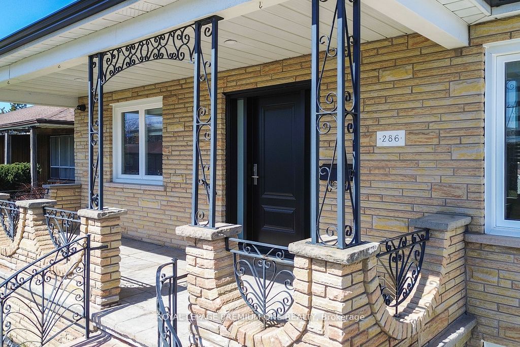 286 Waterloo Avenue Property Photo 3