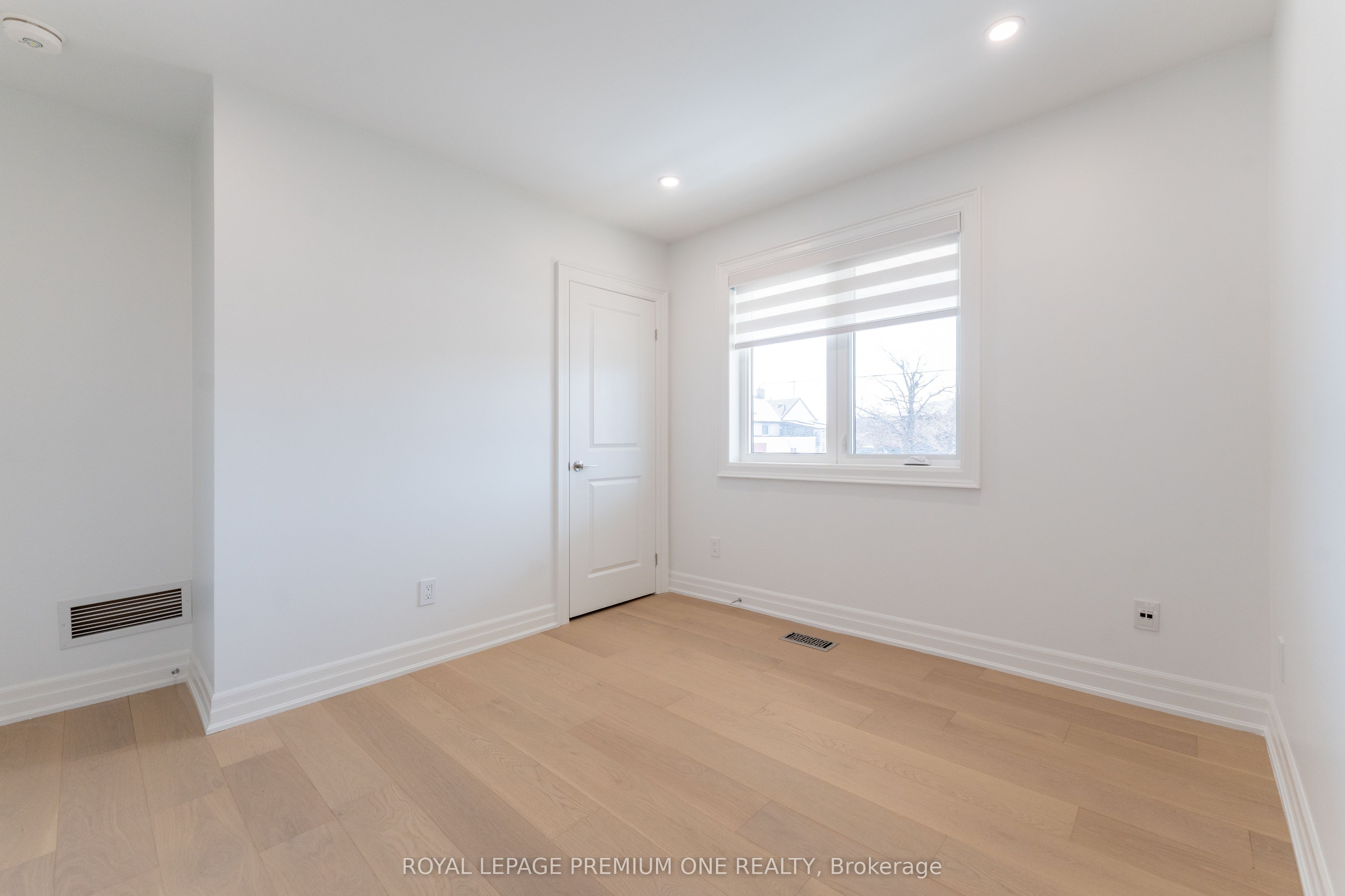 286 Waterloo Avenue Property Photo 23
