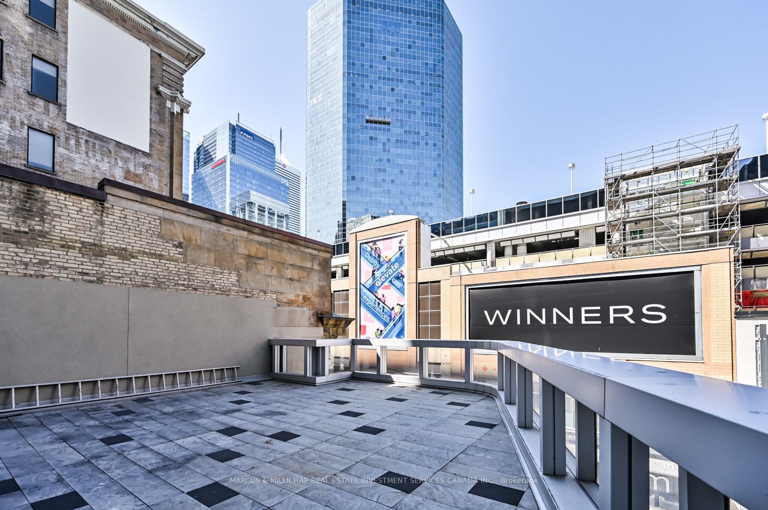 201 Yonge Street 2 Property Photo 6