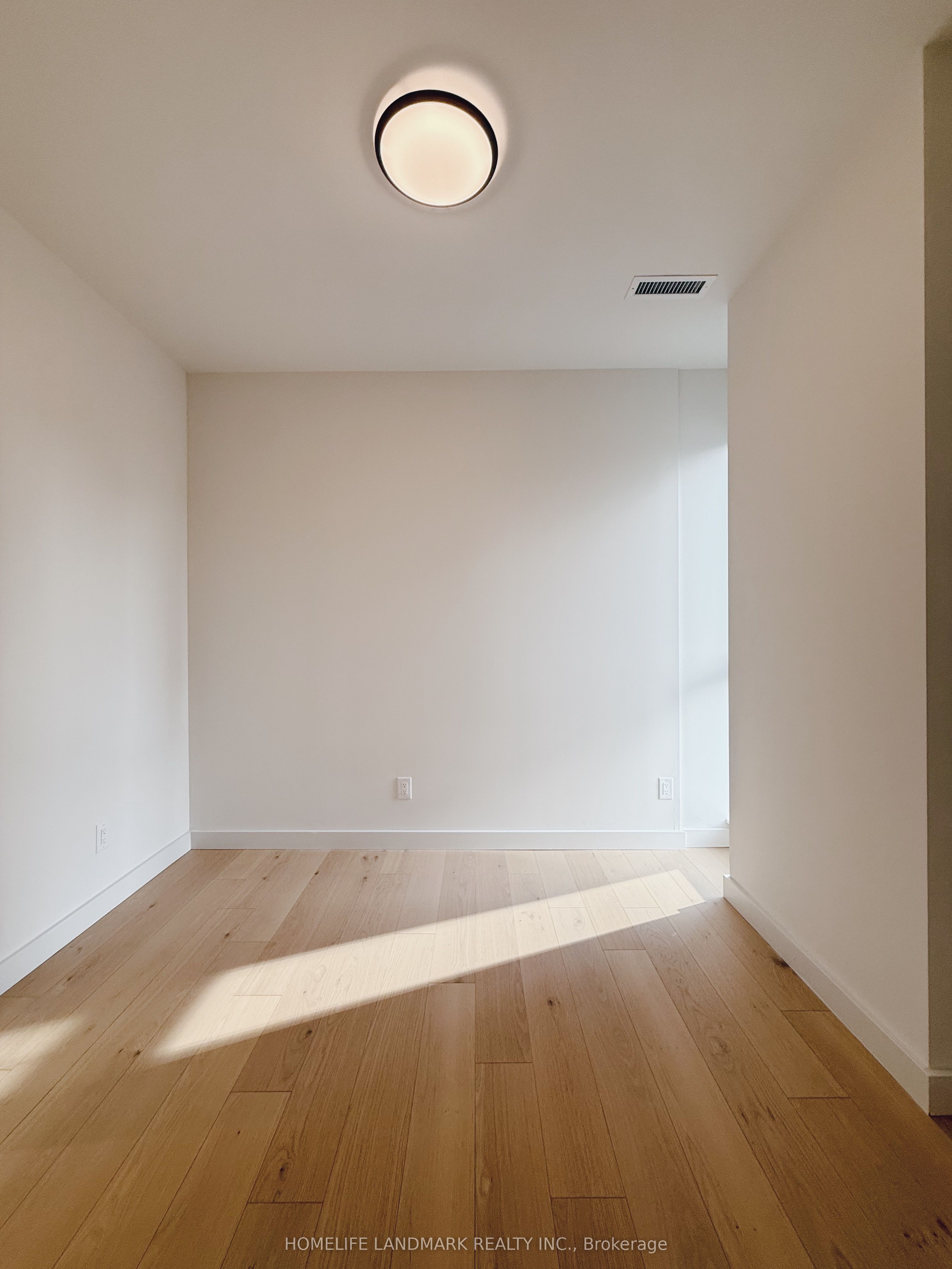 81 Wellesley Street E 603 Property Photo 13