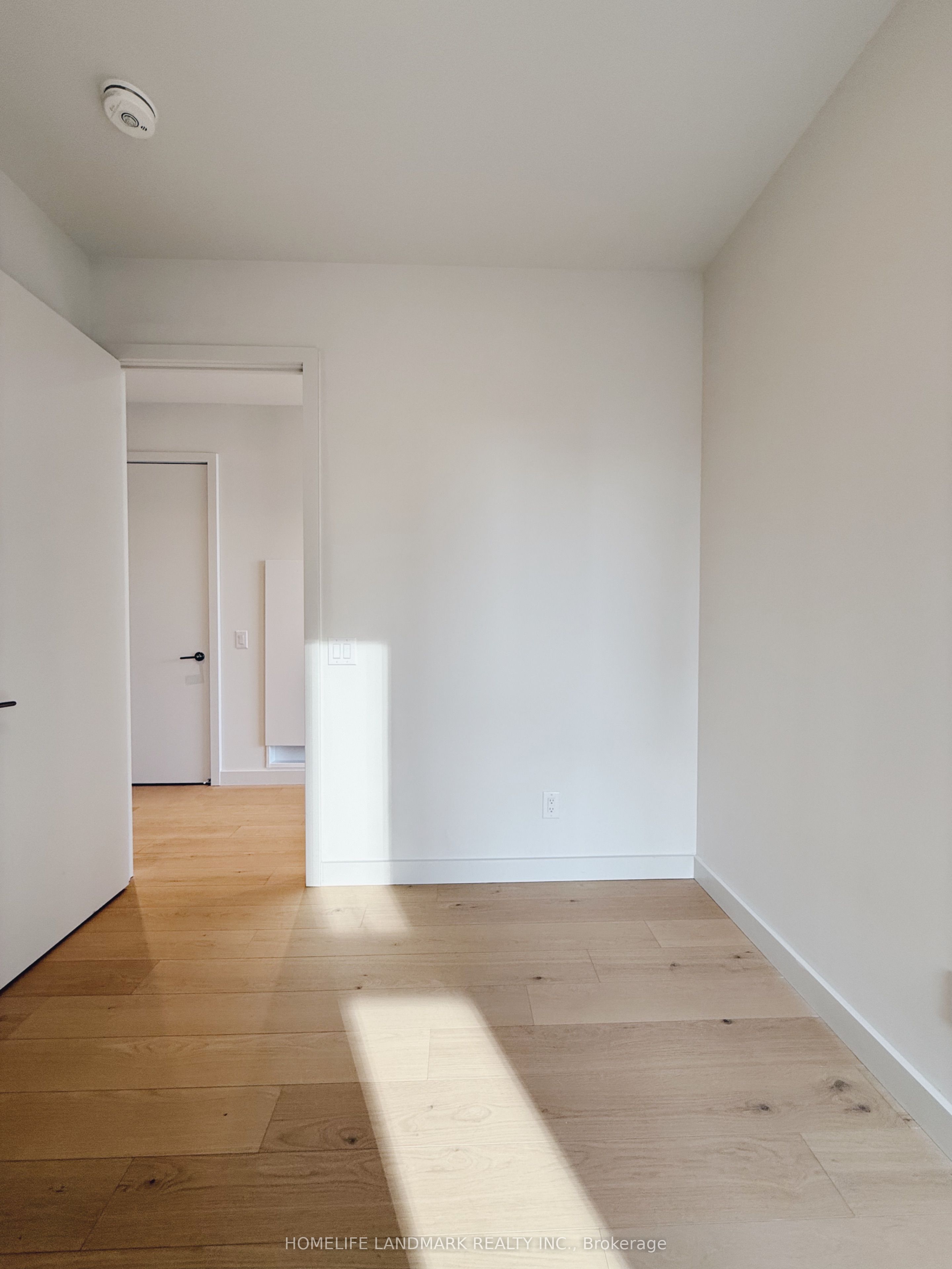 81 Wellesley Street E 603 Property Photo 14