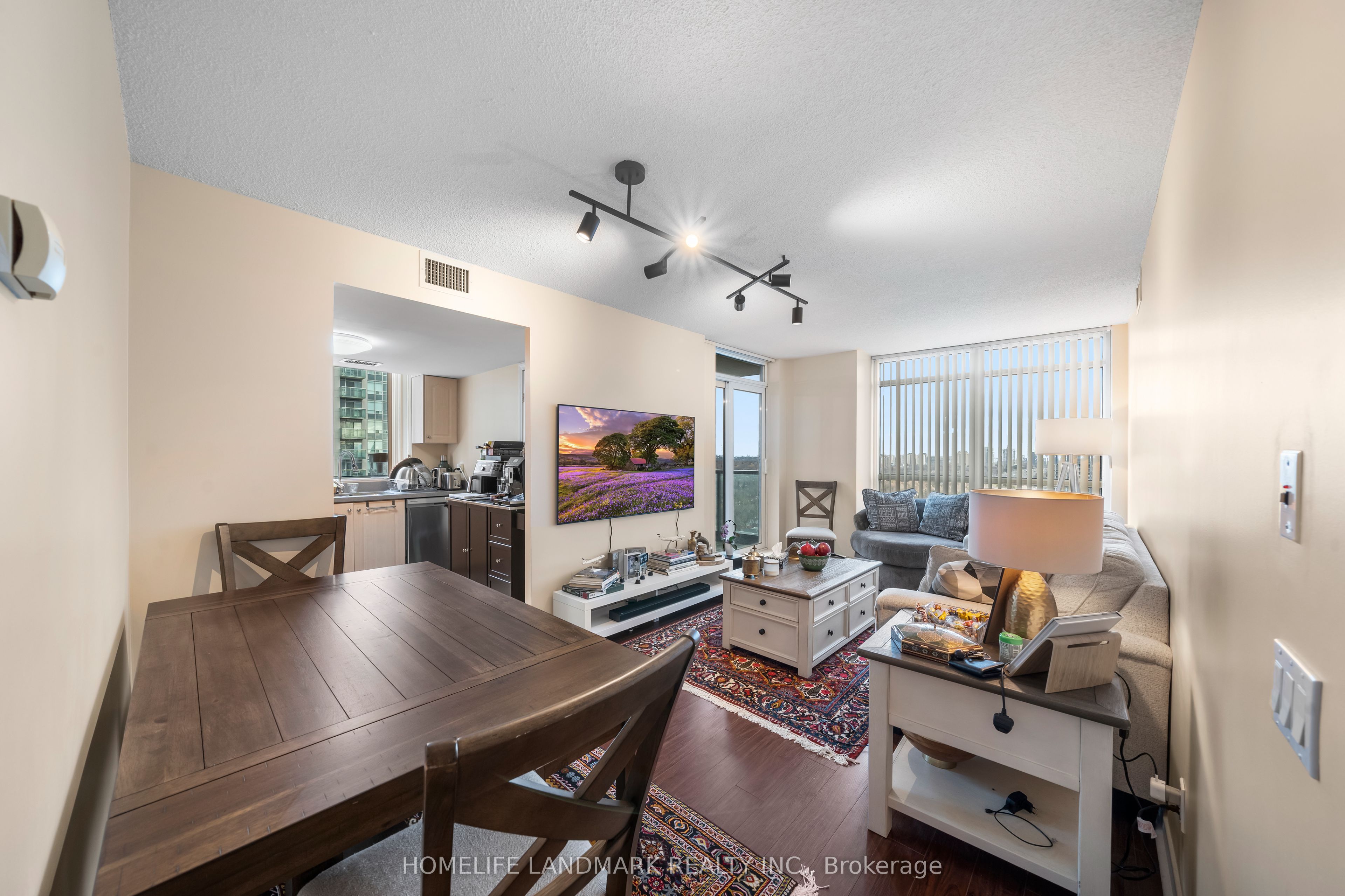 #2111 - 28 Harrison Garden Boulevard Property Photo