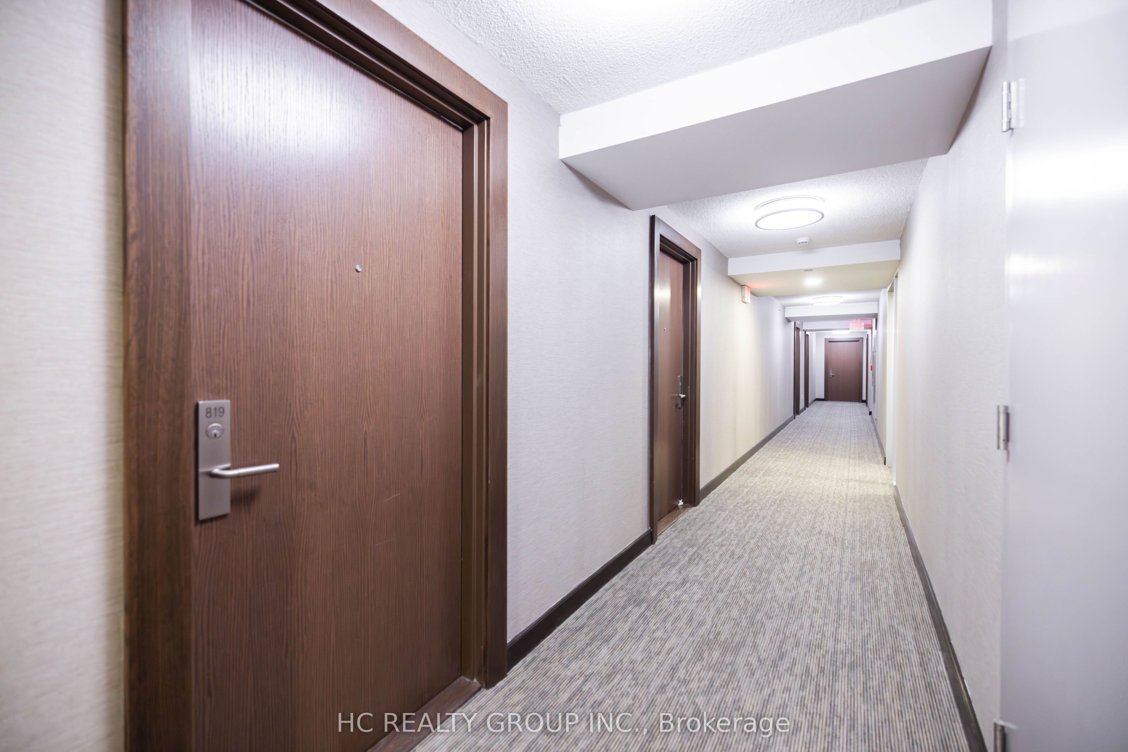 386 Yonge Street 819 Property Photo 12