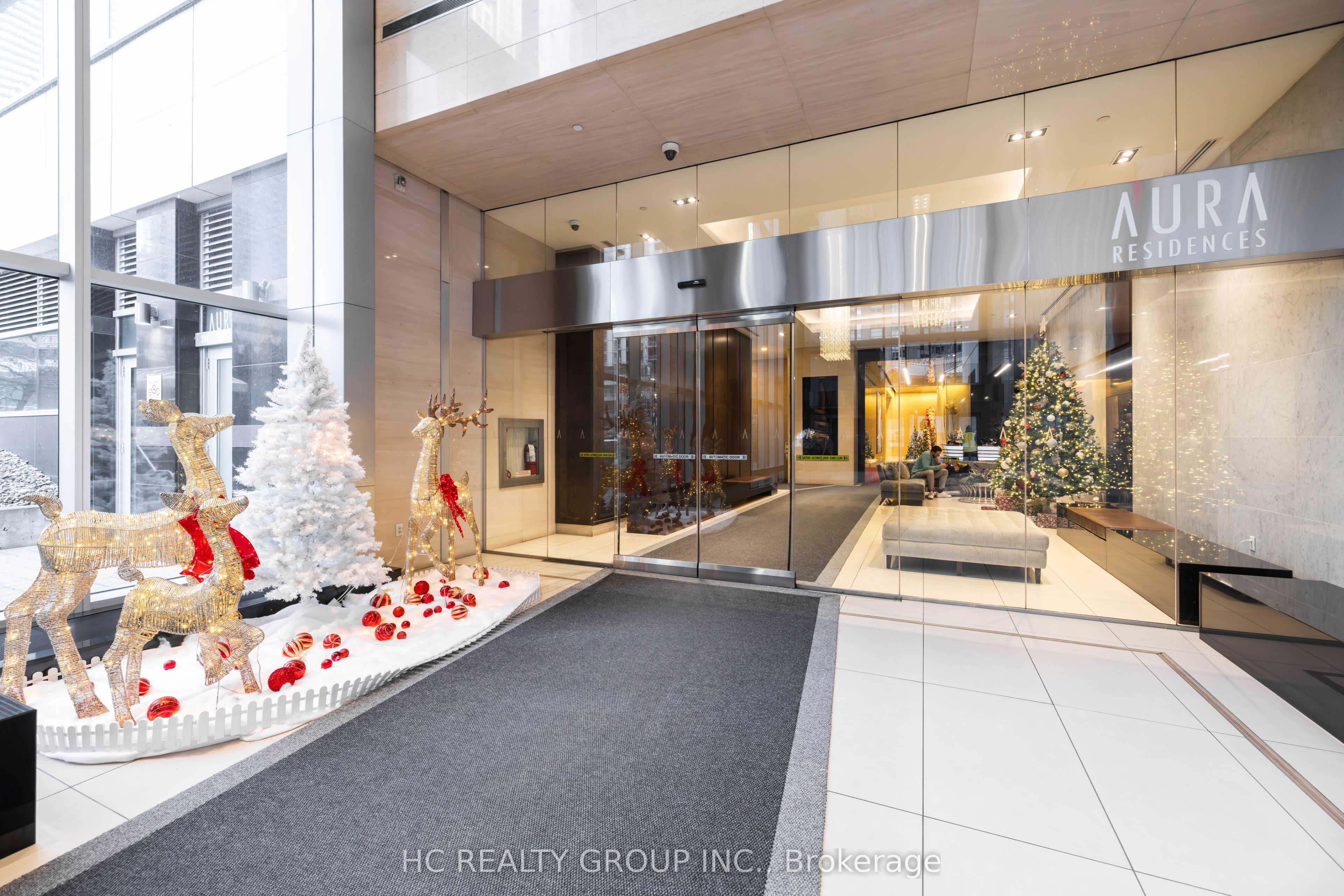 386 Yonge Street 819 Property Photo 21