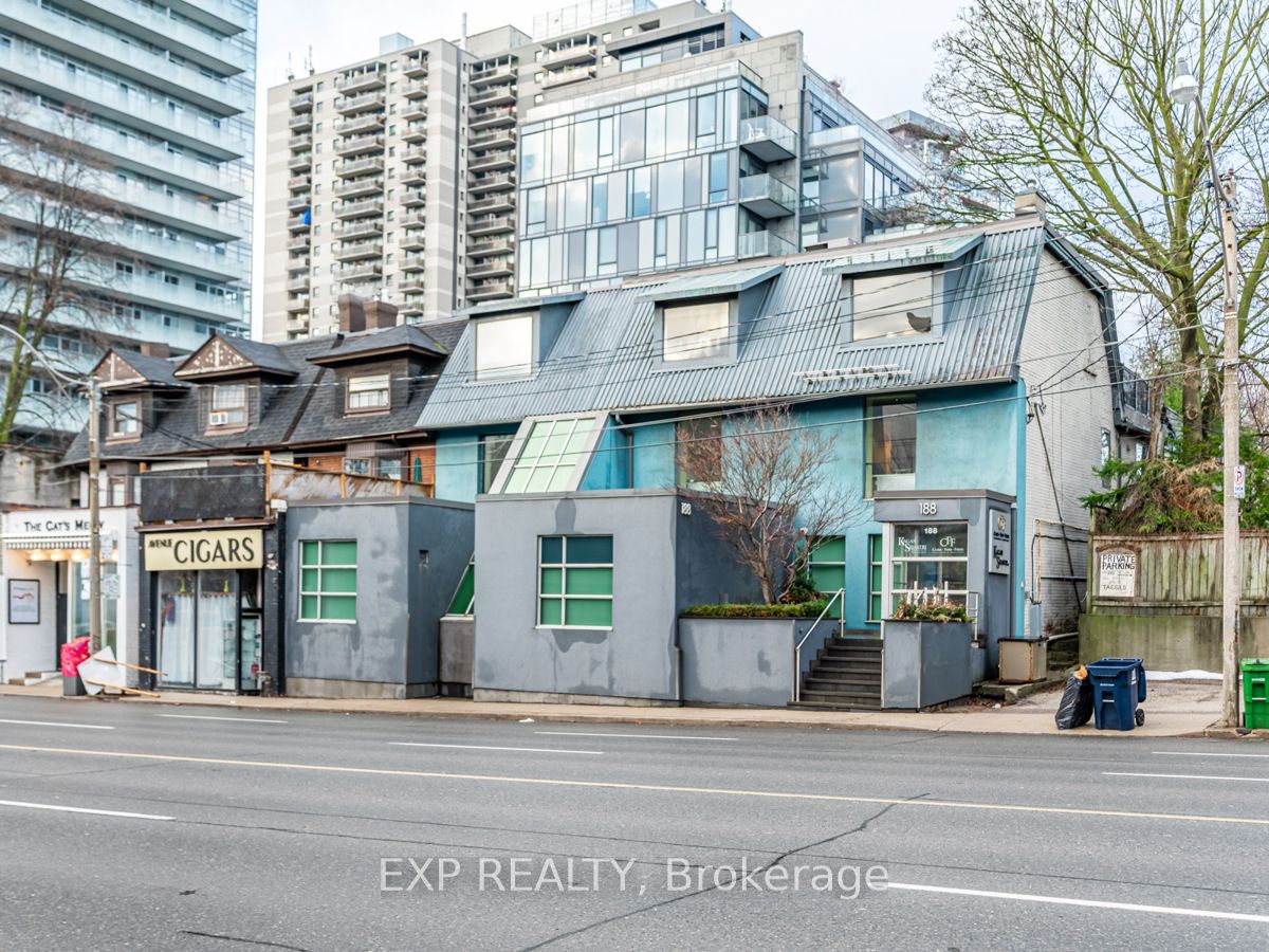 188 Avenue Road Property Photo 2