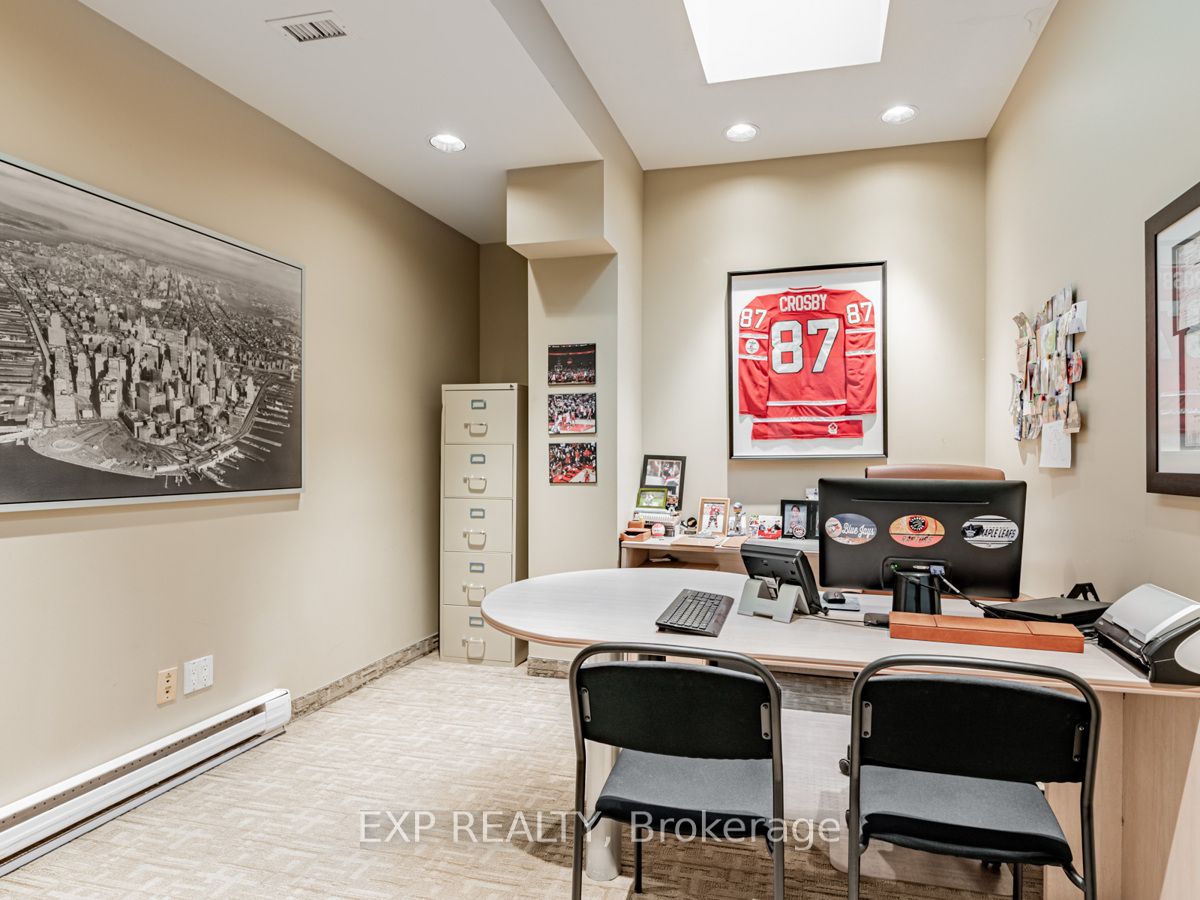 188 Avenue Road Property Photo 8