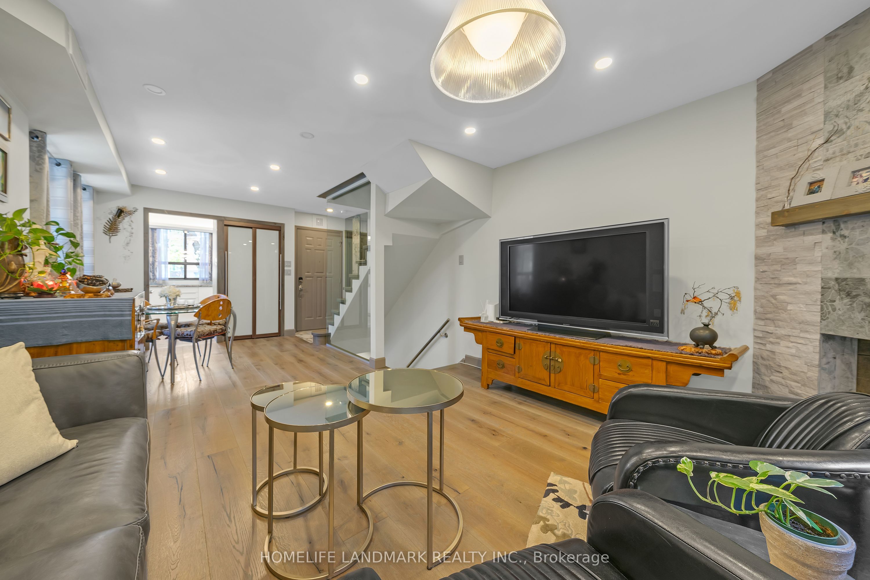 21 Dundonald Street 1 Property Photo 7