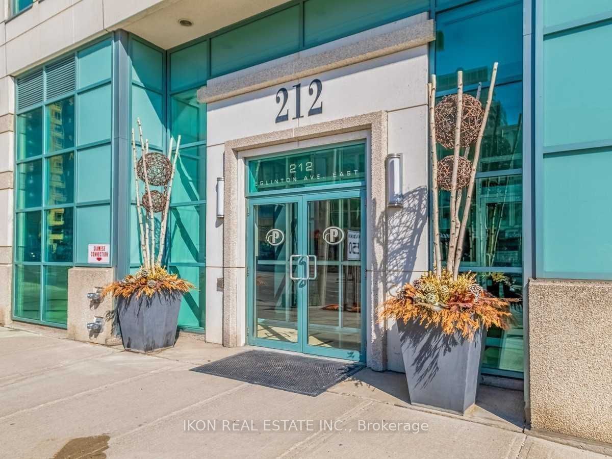 #1906 - 212 Eglinton Avenue Property Photo 1
