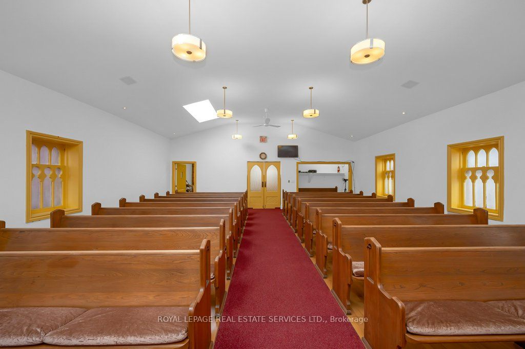 8 Robert Street Property Photo 8