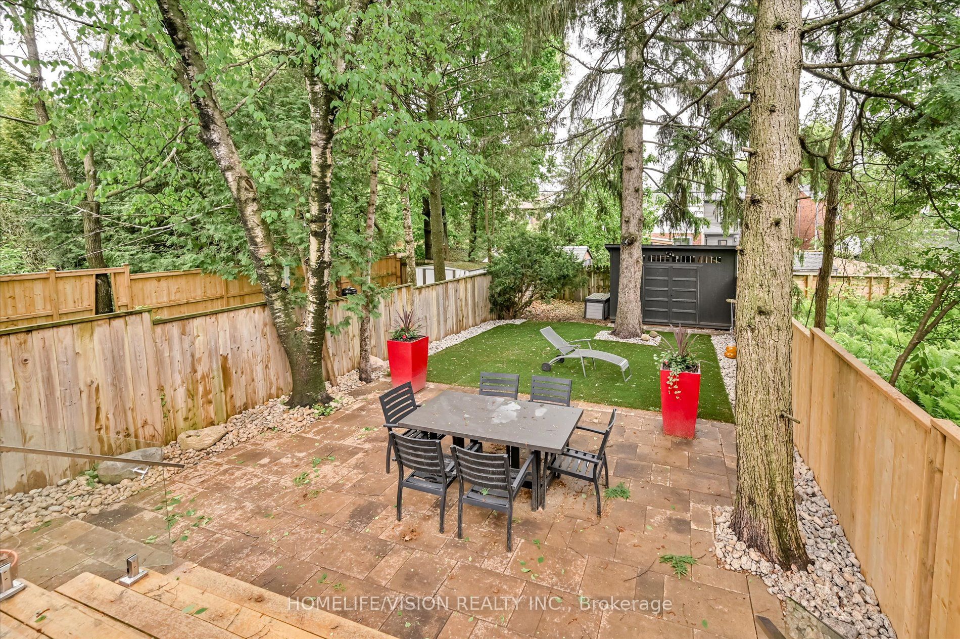385 Belsize Drive Property Photo 34
