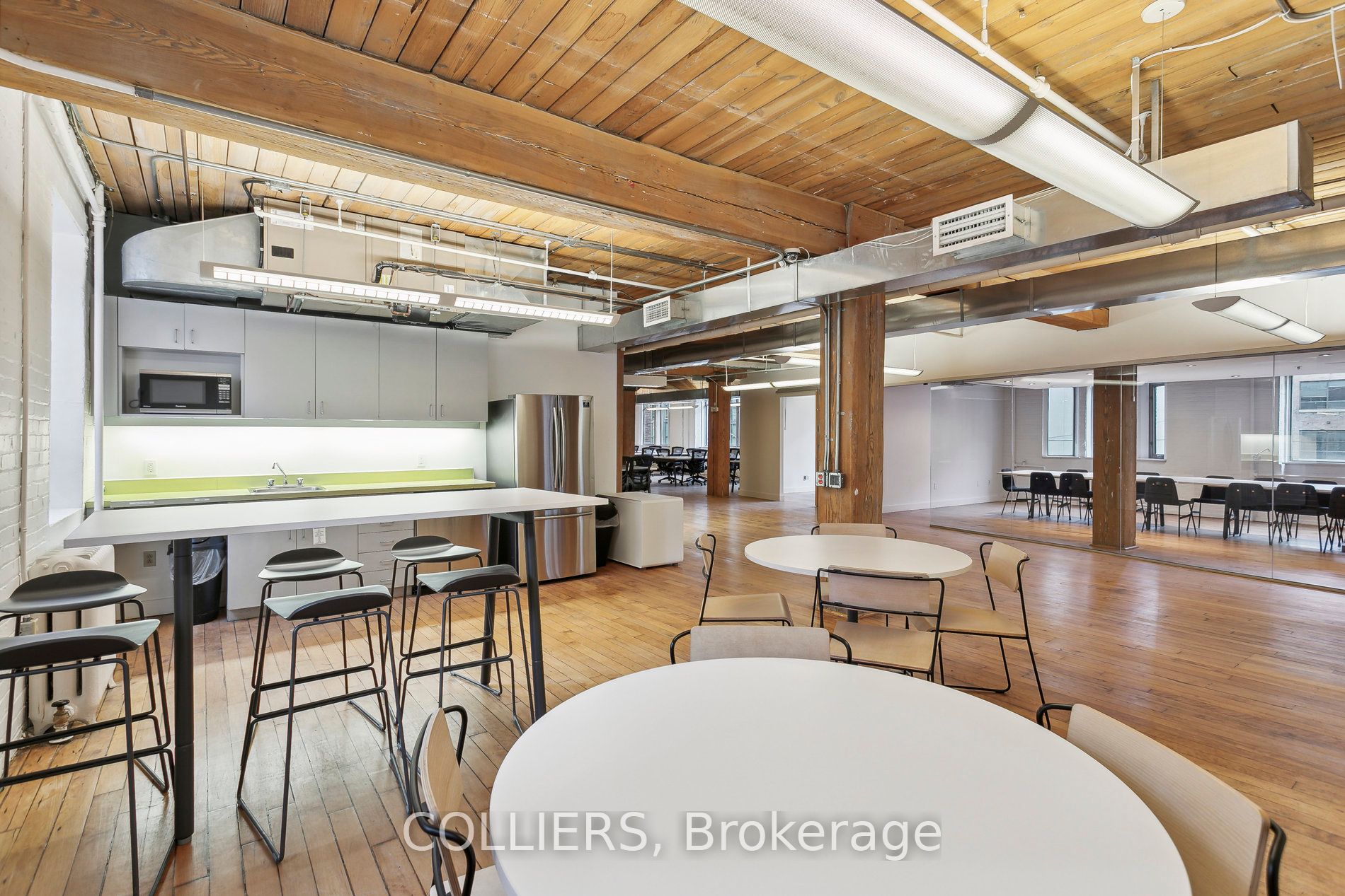 345 Adelaide Street W 2nd Floor Property Photo 2