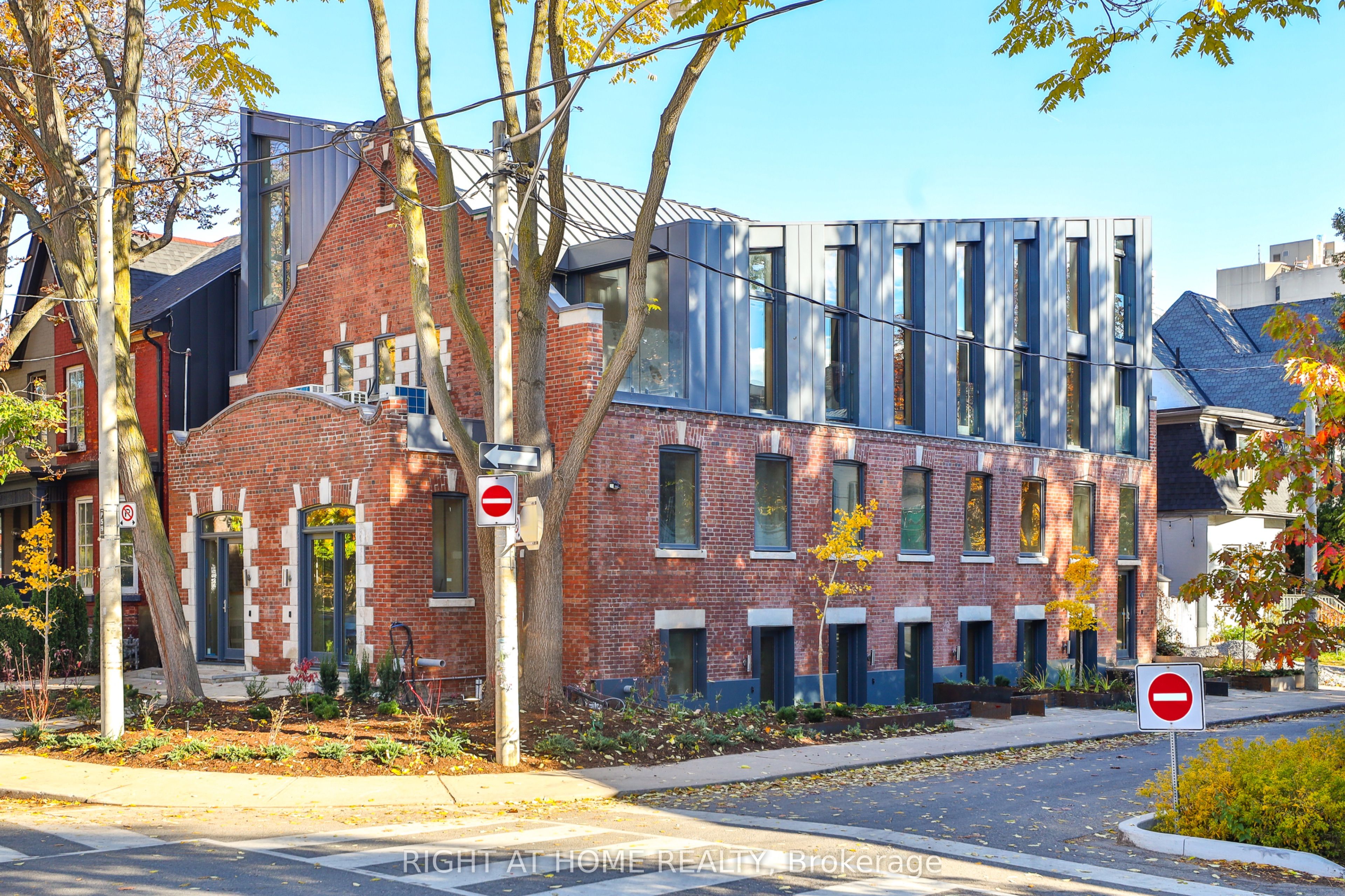 #grdn 5 - 225 Brunswick Avenue Property Photo