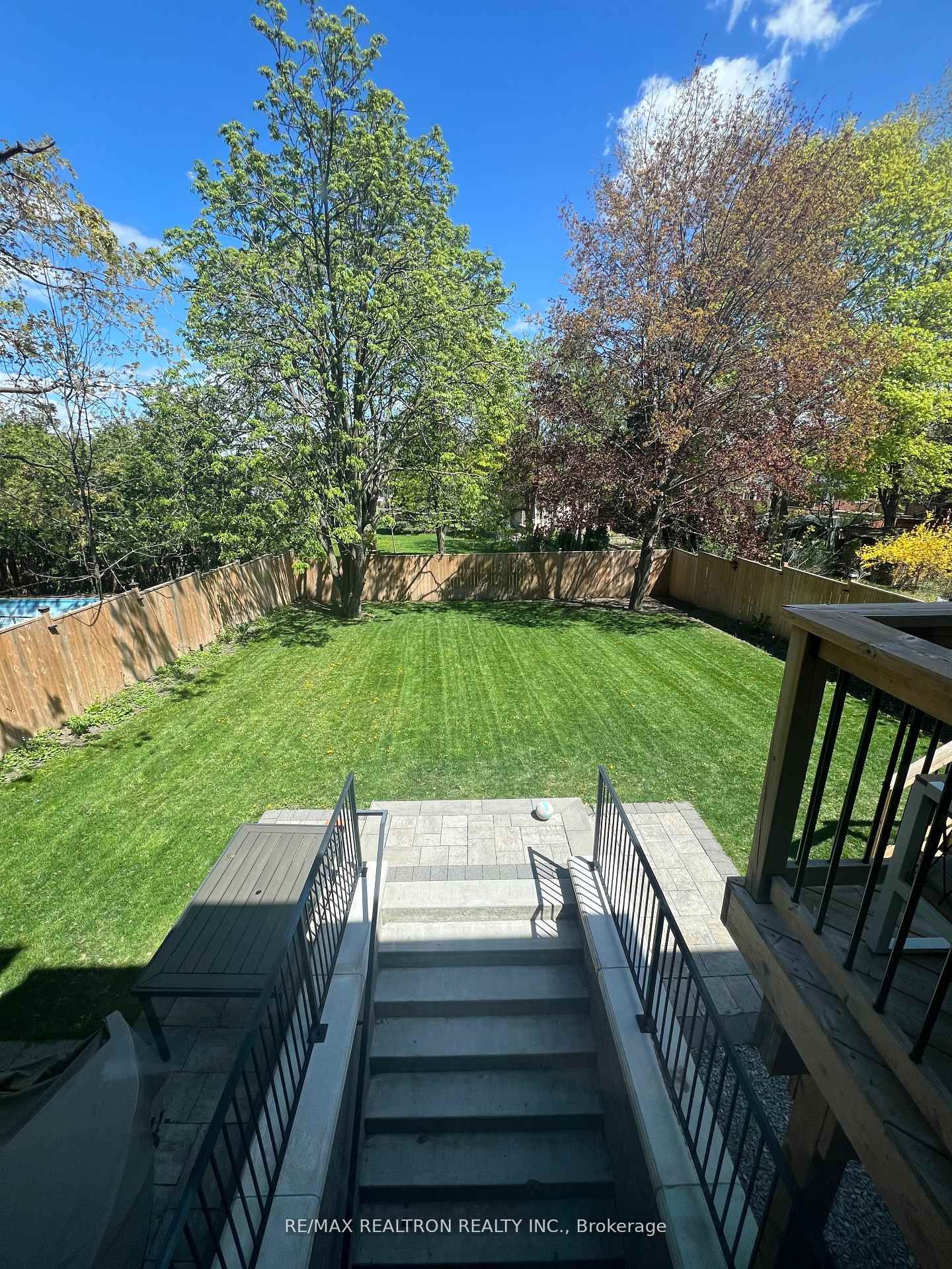 185 Maxome Avenue Property Photo 35