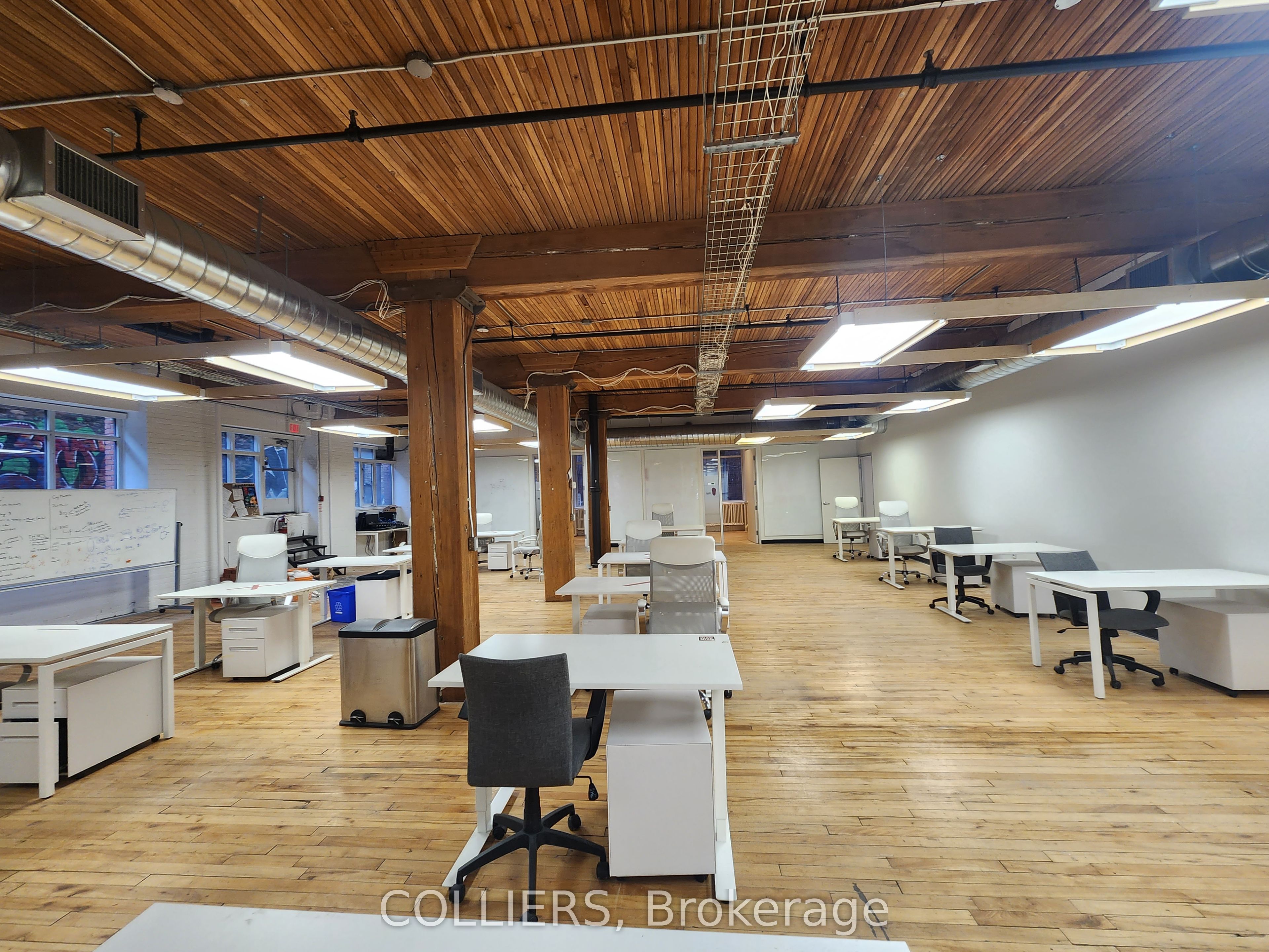129 Spadina Avenue 2nd Fl Property Photo 2