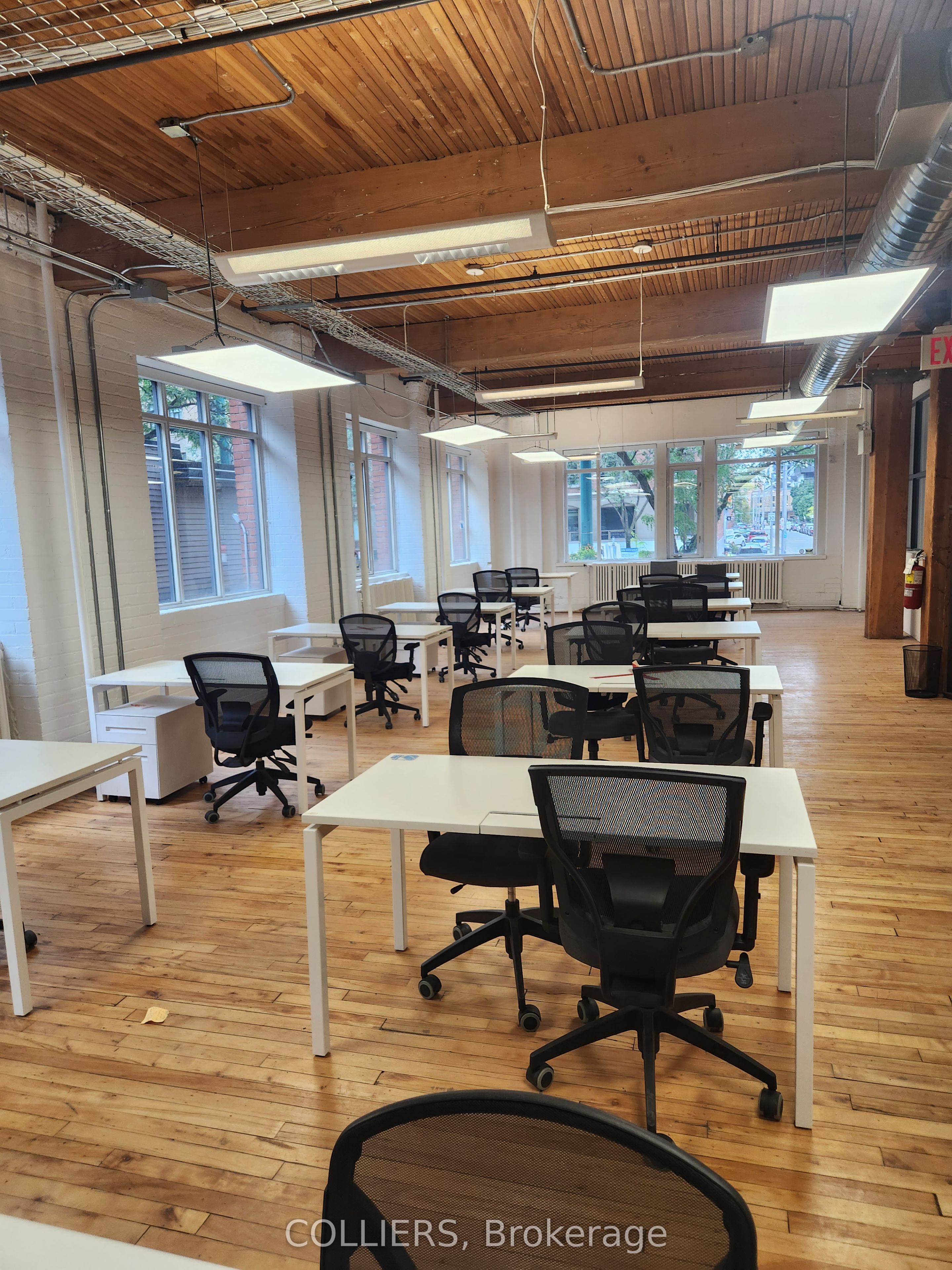 129 Spadina Avenue 2nd Fl Property Photo 3