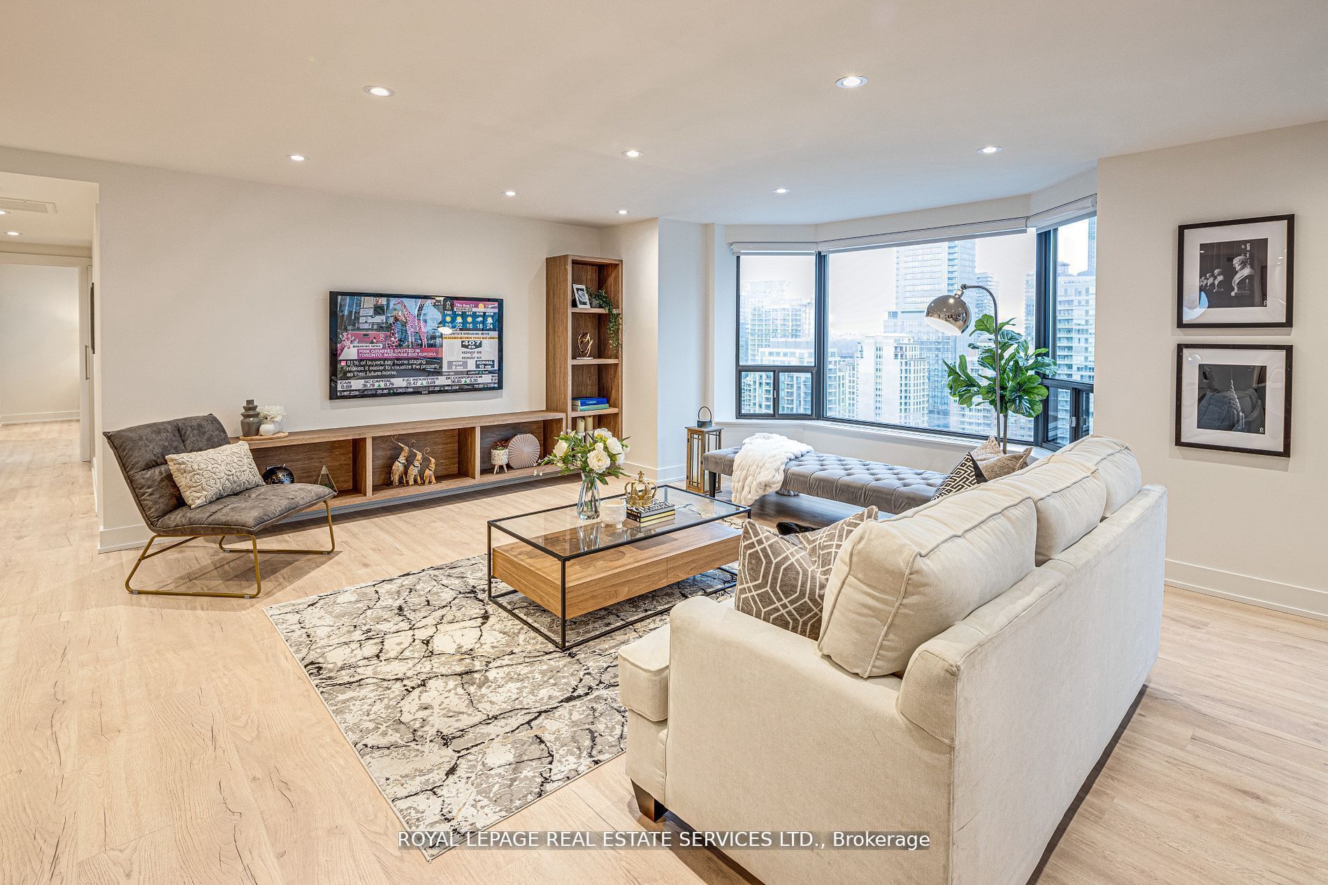 #2008 - 175 Cumberland Street Property Photo 15