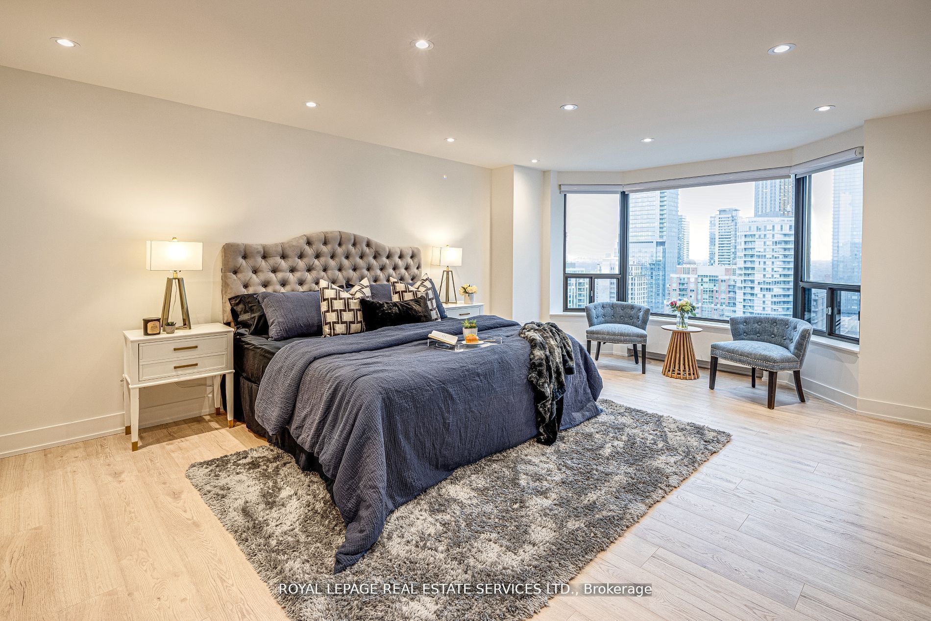 #2008 - 175 Cumberland Street Property Photo 22