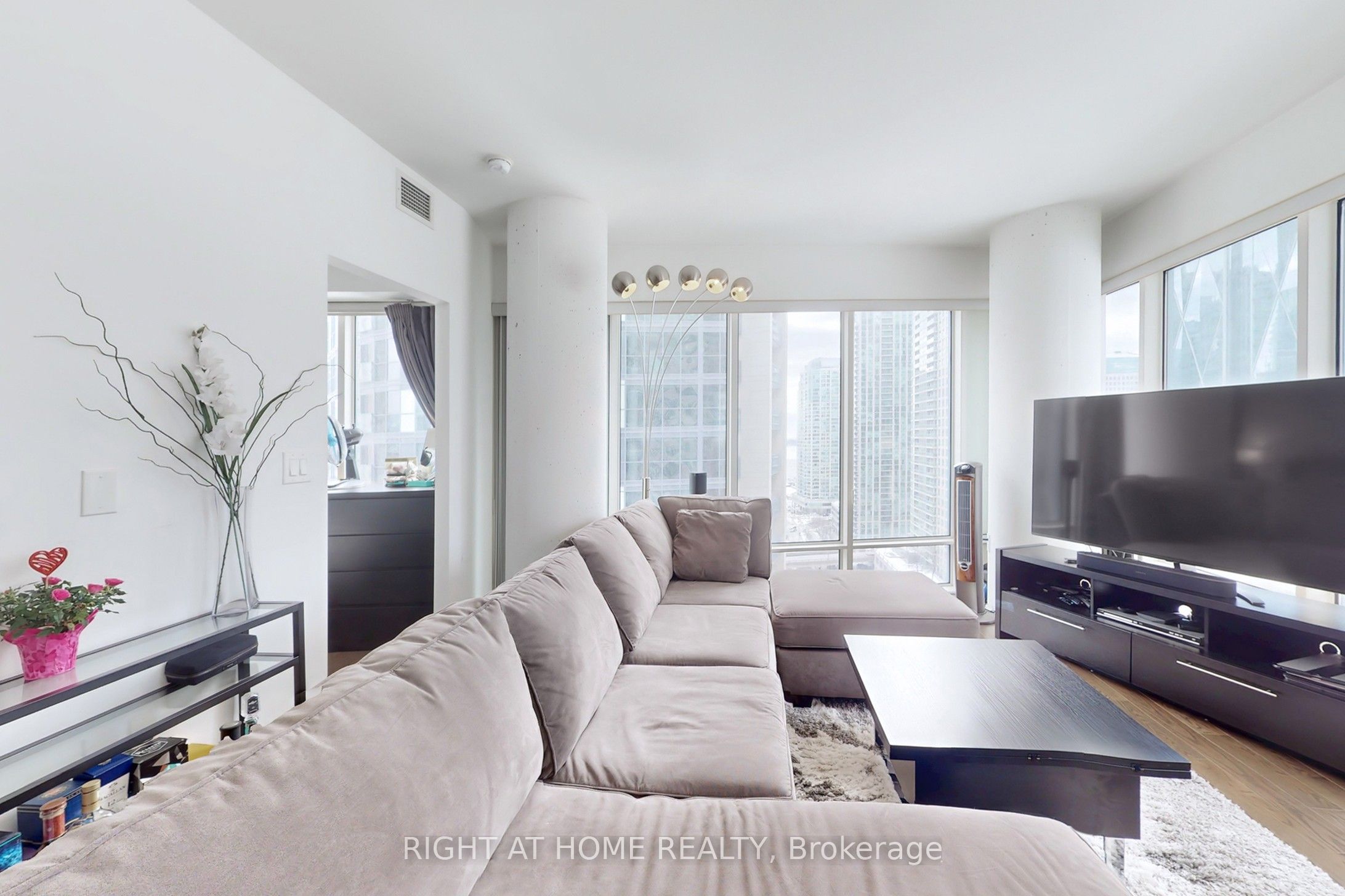 8 The Esplanade Street 1802 Property Photo 4