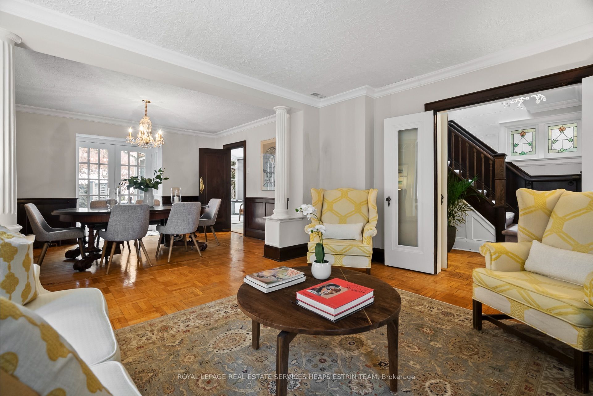 241 Chaplin Crescent Property Photo 3
