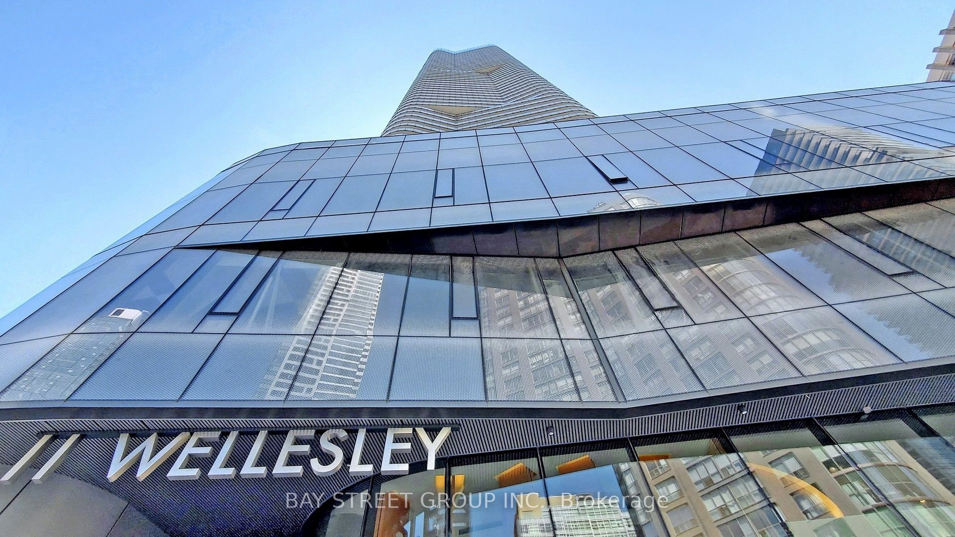 11 Wellesley Street W 3607 Property Photo 1