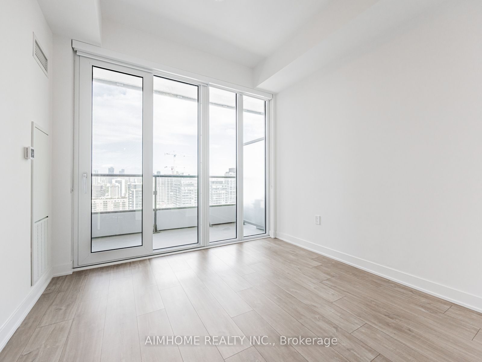 #2116 - 70 Princess Street Property Photo 15