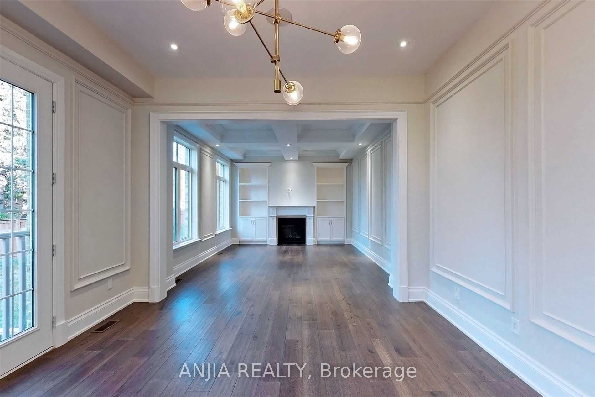 6 Daniel Cozens Court Property Photo 8