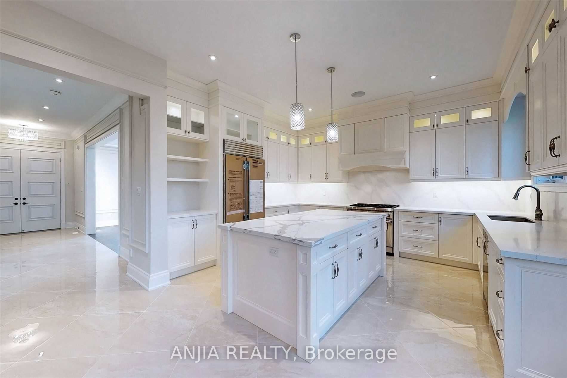 6 Daniel Cozens Court Property Photo 12