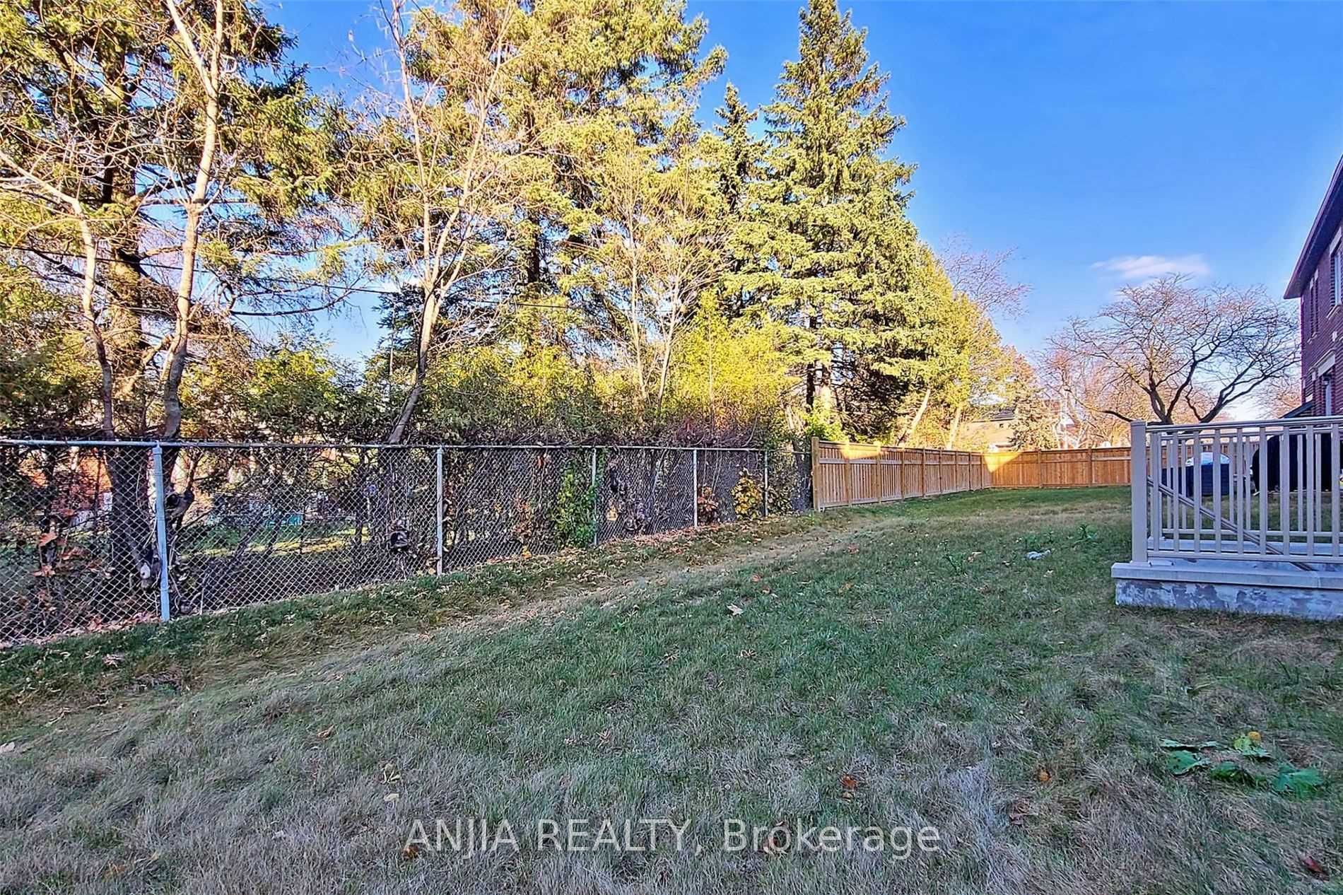 6 Daniel Cozens Court Property Photo 28