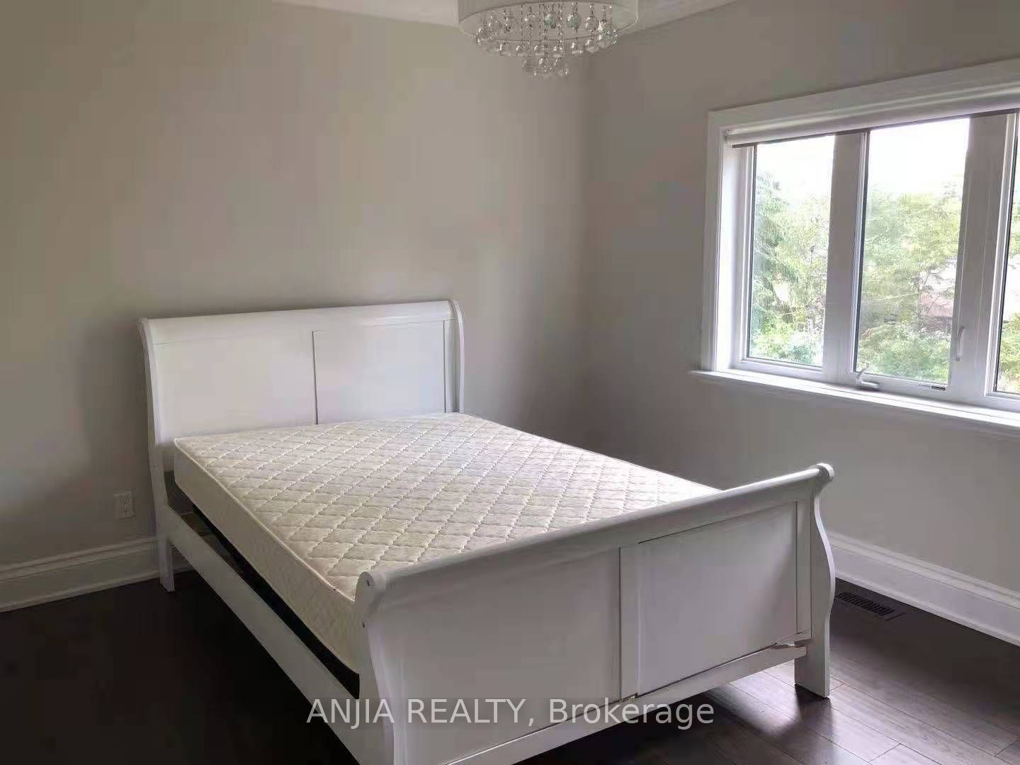 6 Daniel Cozens Court Property Photo 32
