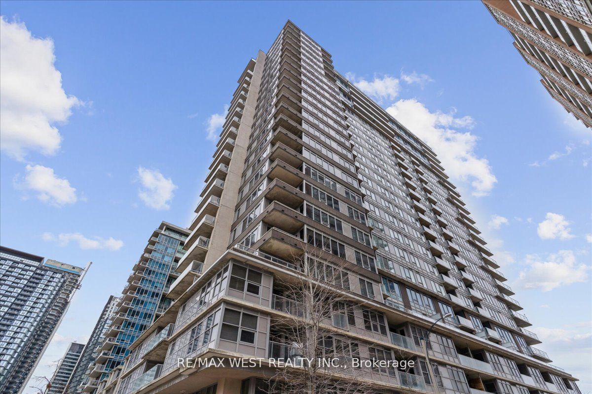 #2302 - 59 East LIberty Street Property Photo 1
