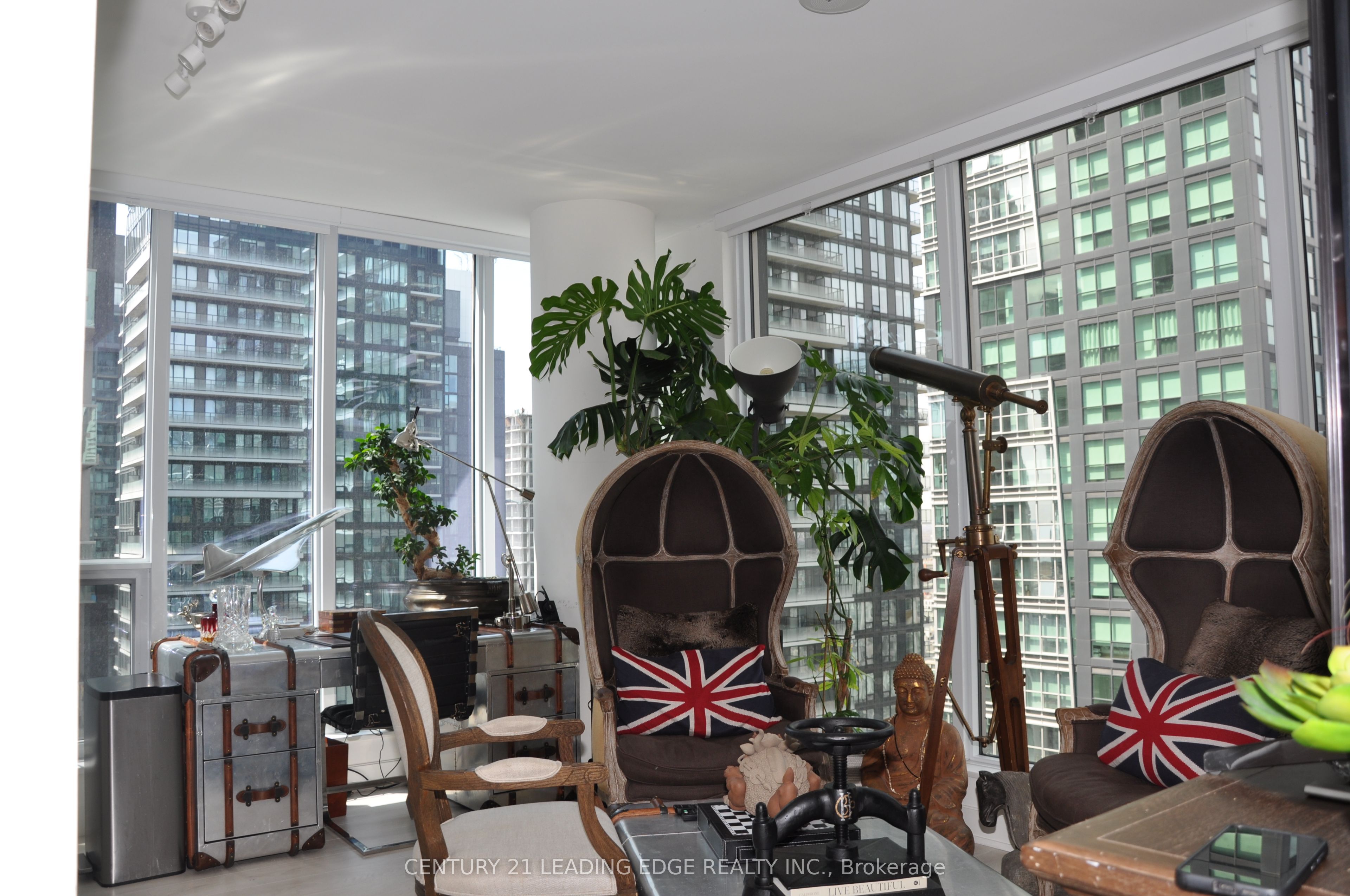 #3204 - 15 Mercer Street Property Photo 7