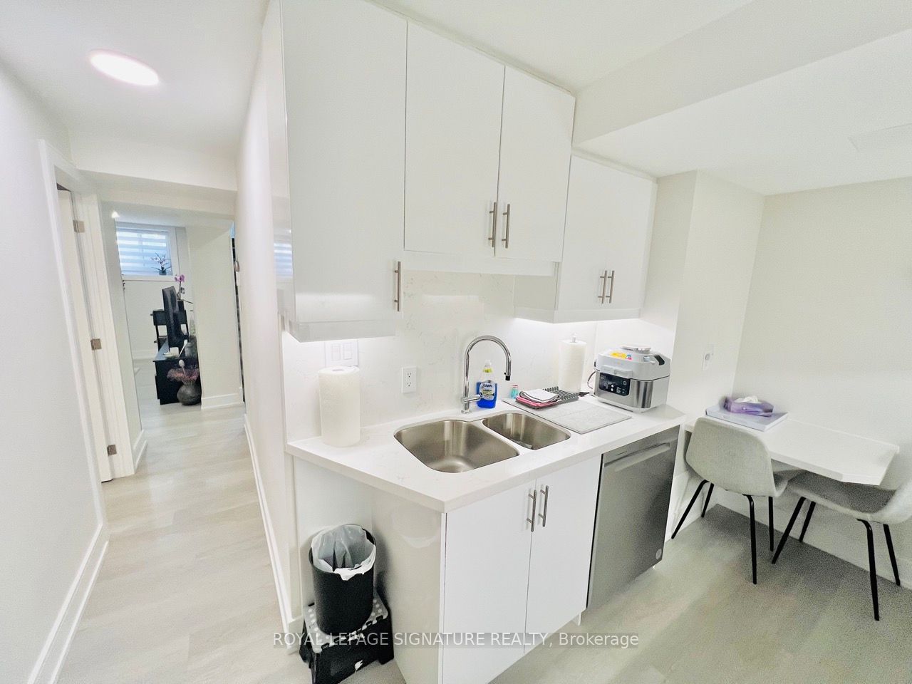 24 College View Avenue Property Photo 35