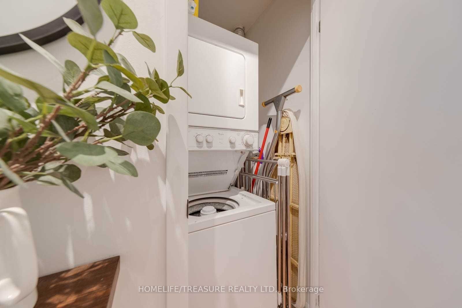 231 Fort York Boulevard 722 Property Photo 3