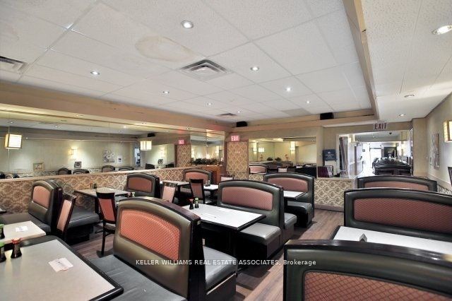 388 Bloor Street Property Photo 3