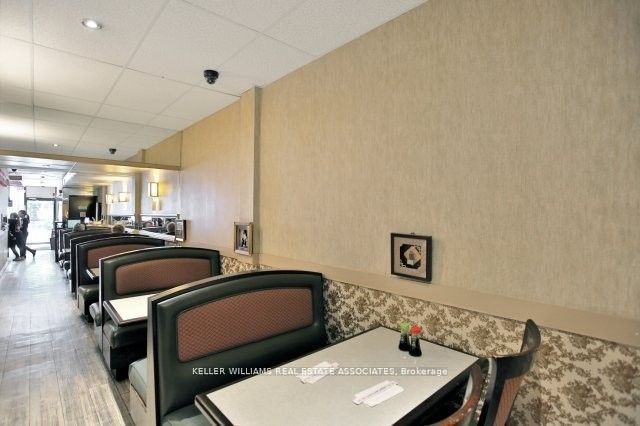388 Bloor Street Property Photo 10
