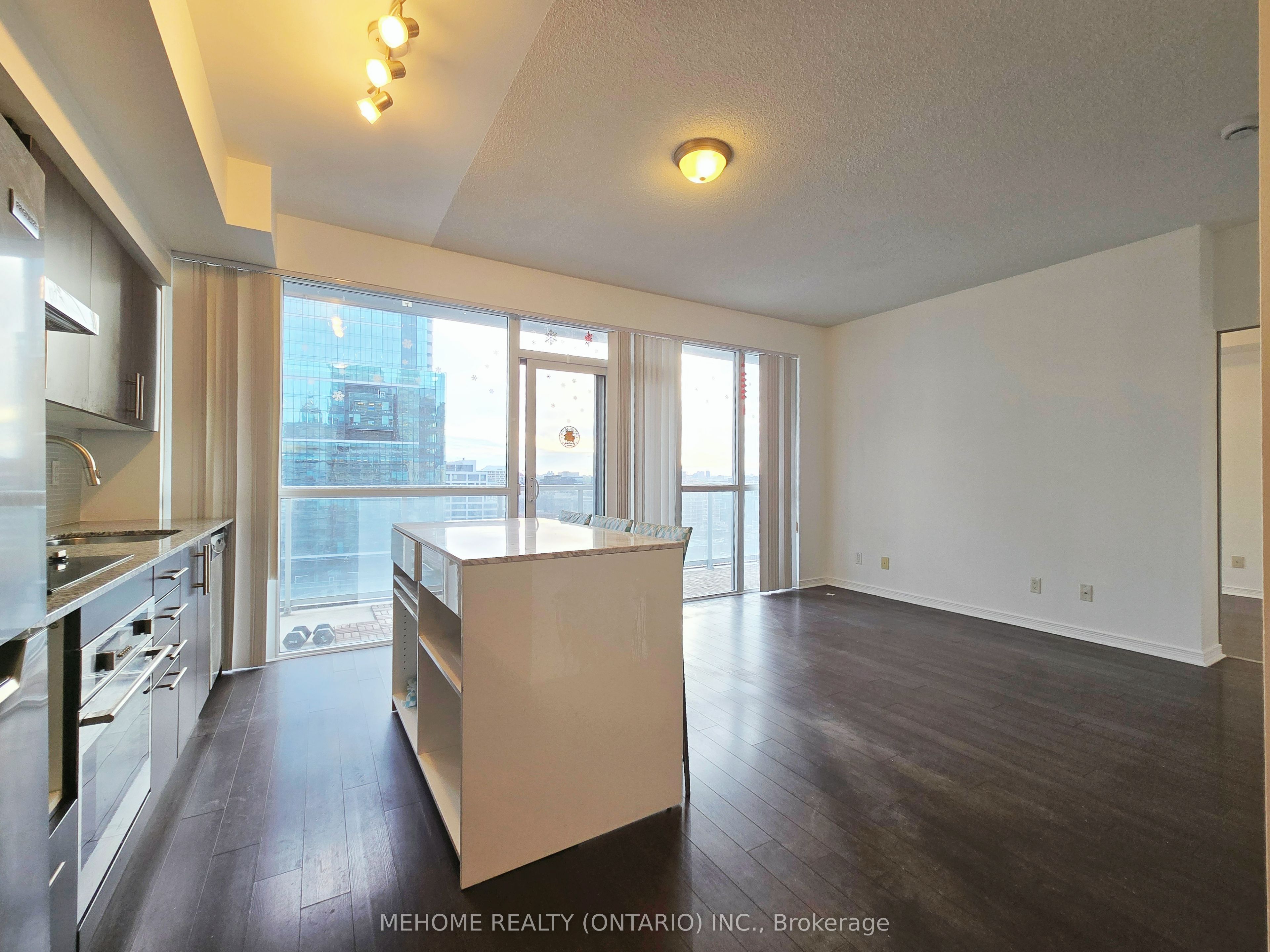 352 Front Street W 1914 Property Photo 16