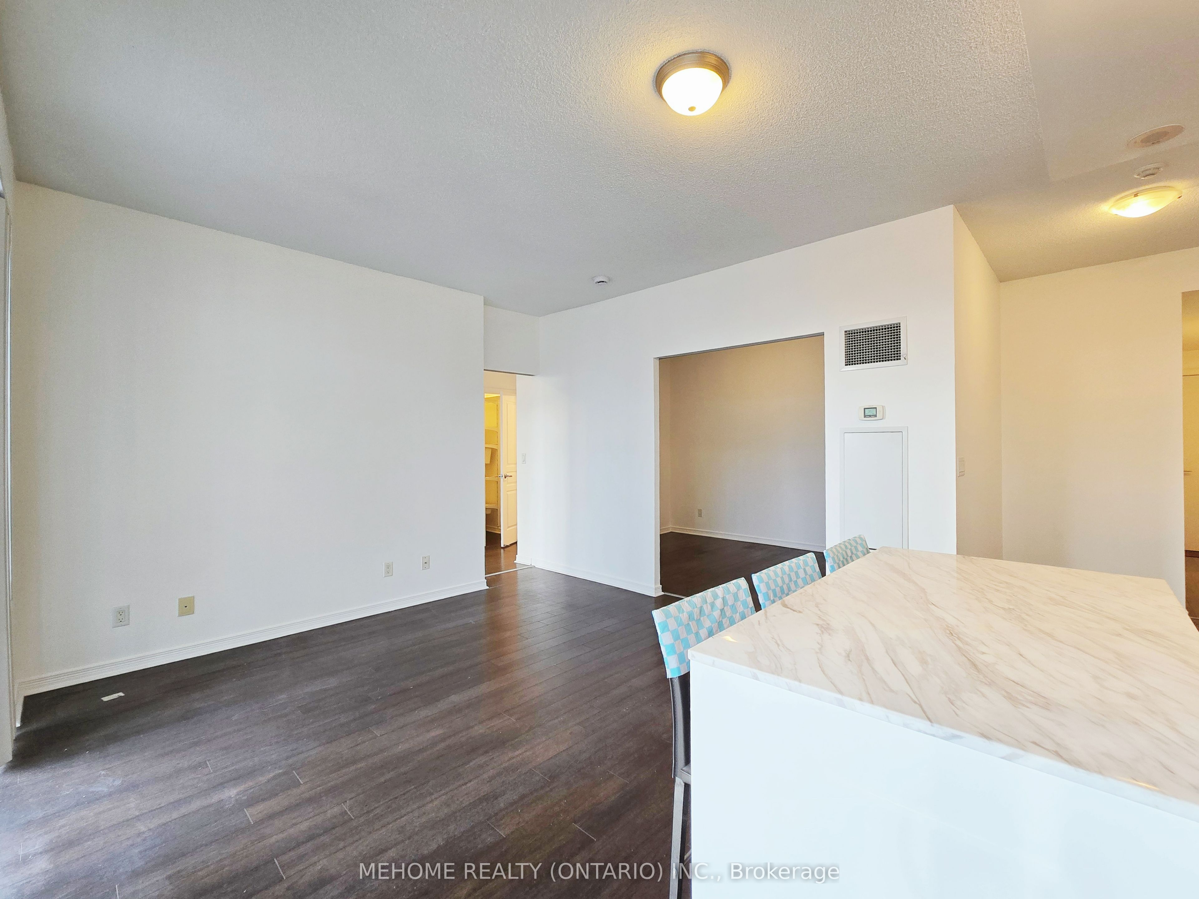 352 Front Street W 1914 Property Photo 19