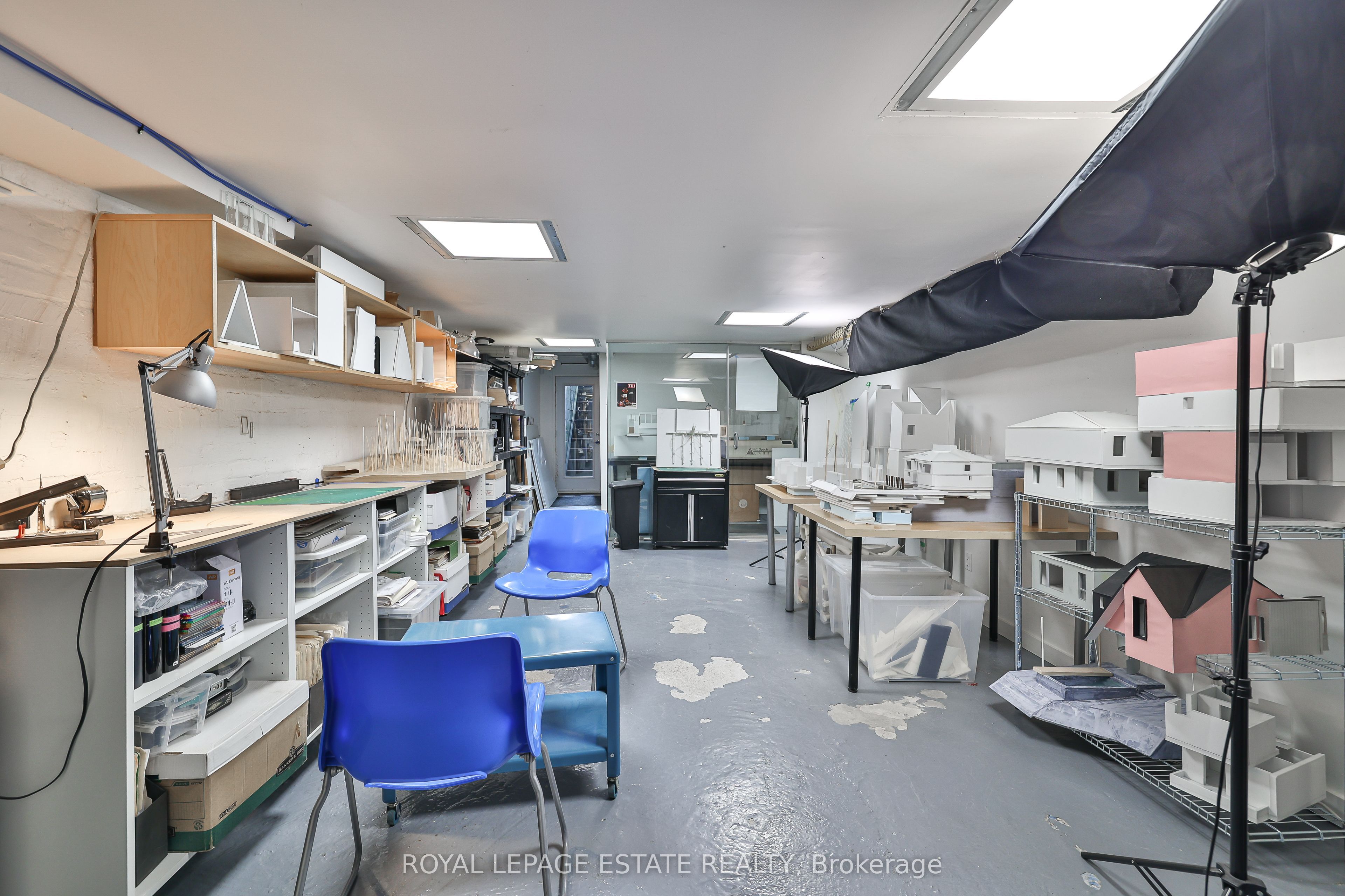 1088 Bathurst Street Property Photo 18