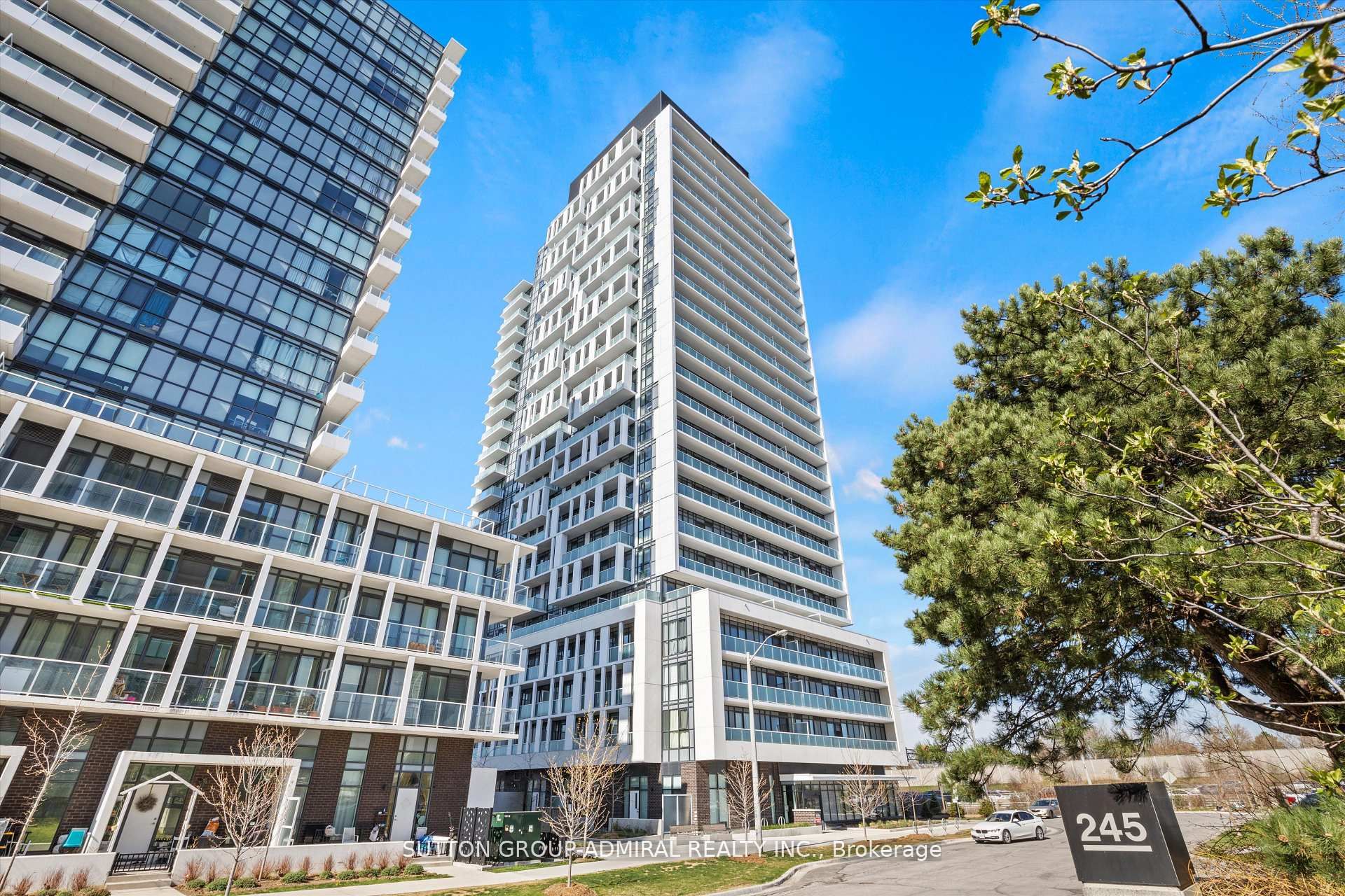 #915 - 188 Fairview Mall Drive Property Photo 1