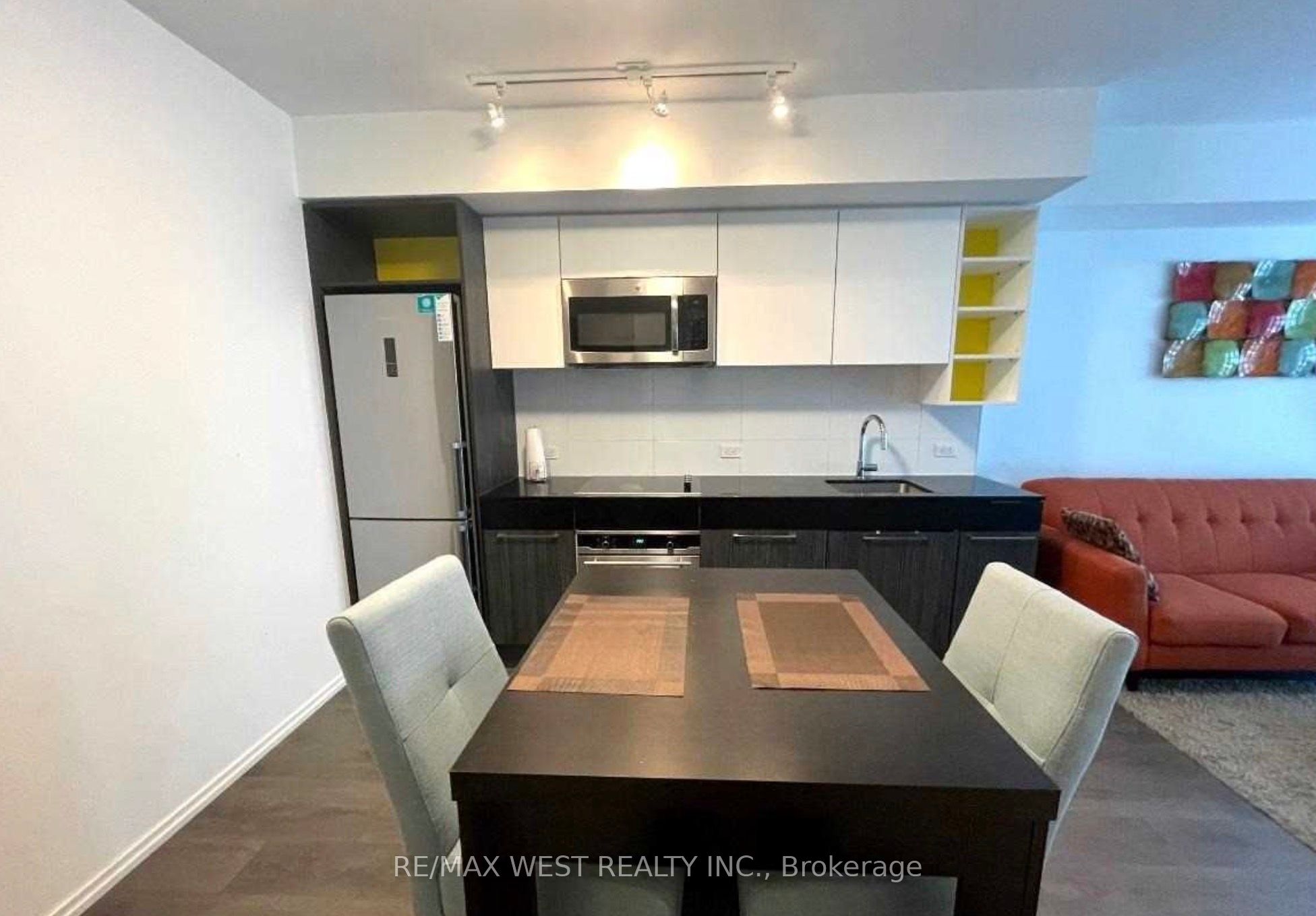 #2307 - 68 Shuter Street Property Photo 2